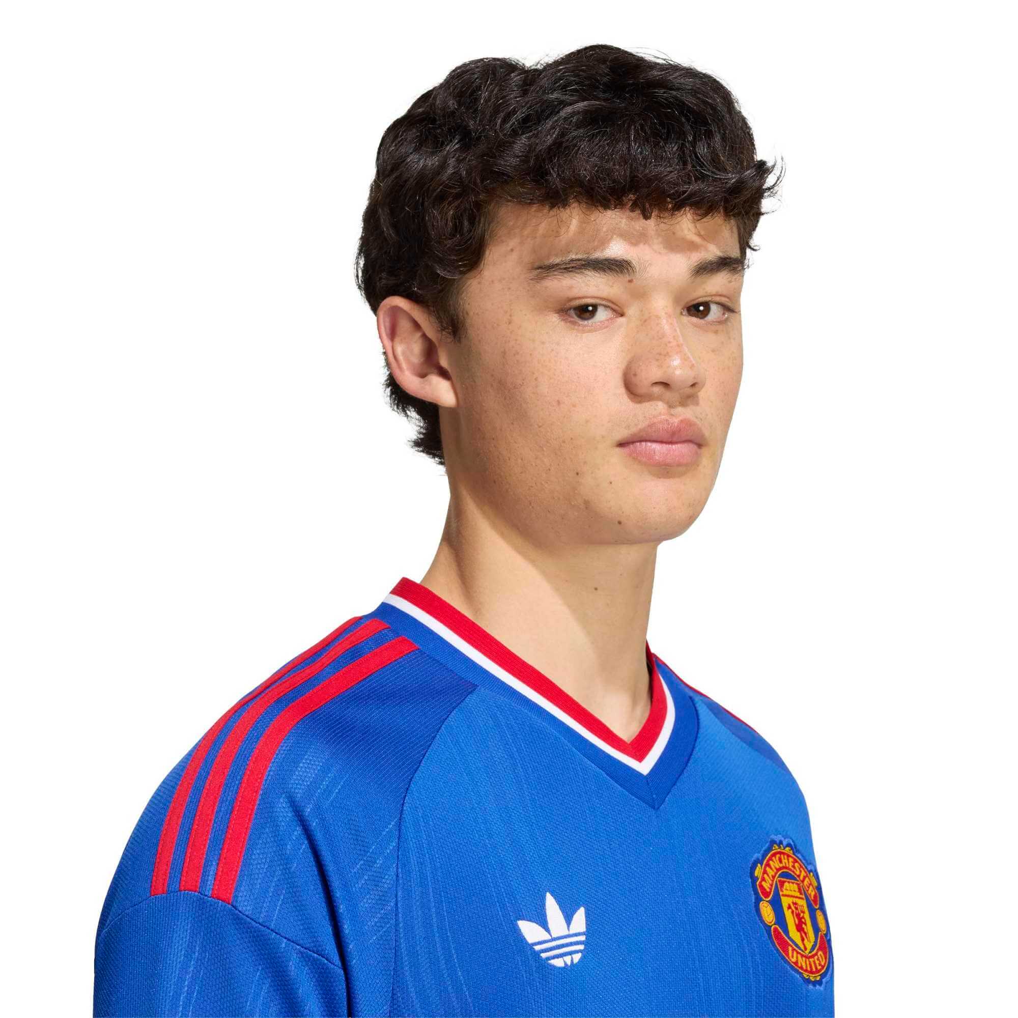 adidas 2026-27 Manchester United Men's Stadium Away Long-Sleeve Soccer Jersey (Detail 1)