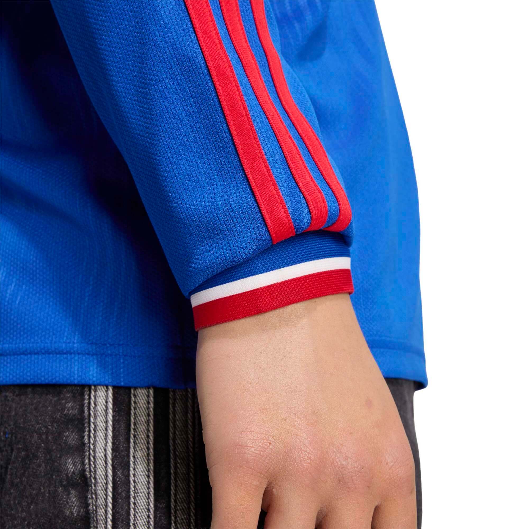 adidas 2026-27 Manchester United Men's Stadium Away Long-Sleeve Soccer Jersey (Detail 2)