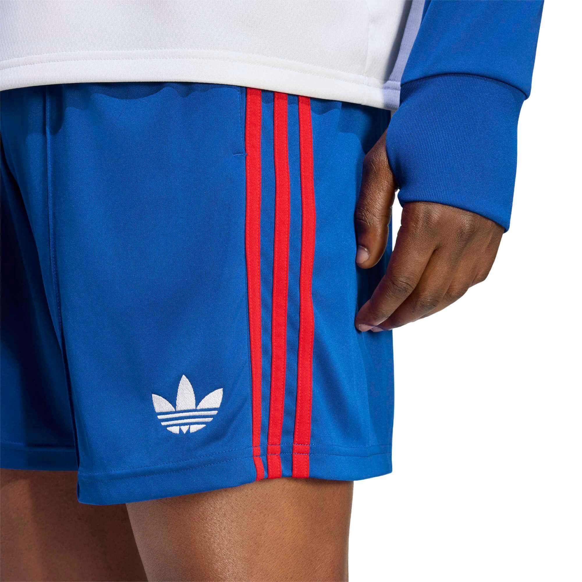 adidas 2026-27 Manchester United Men's Stadium Away Shorts (Detail 1)