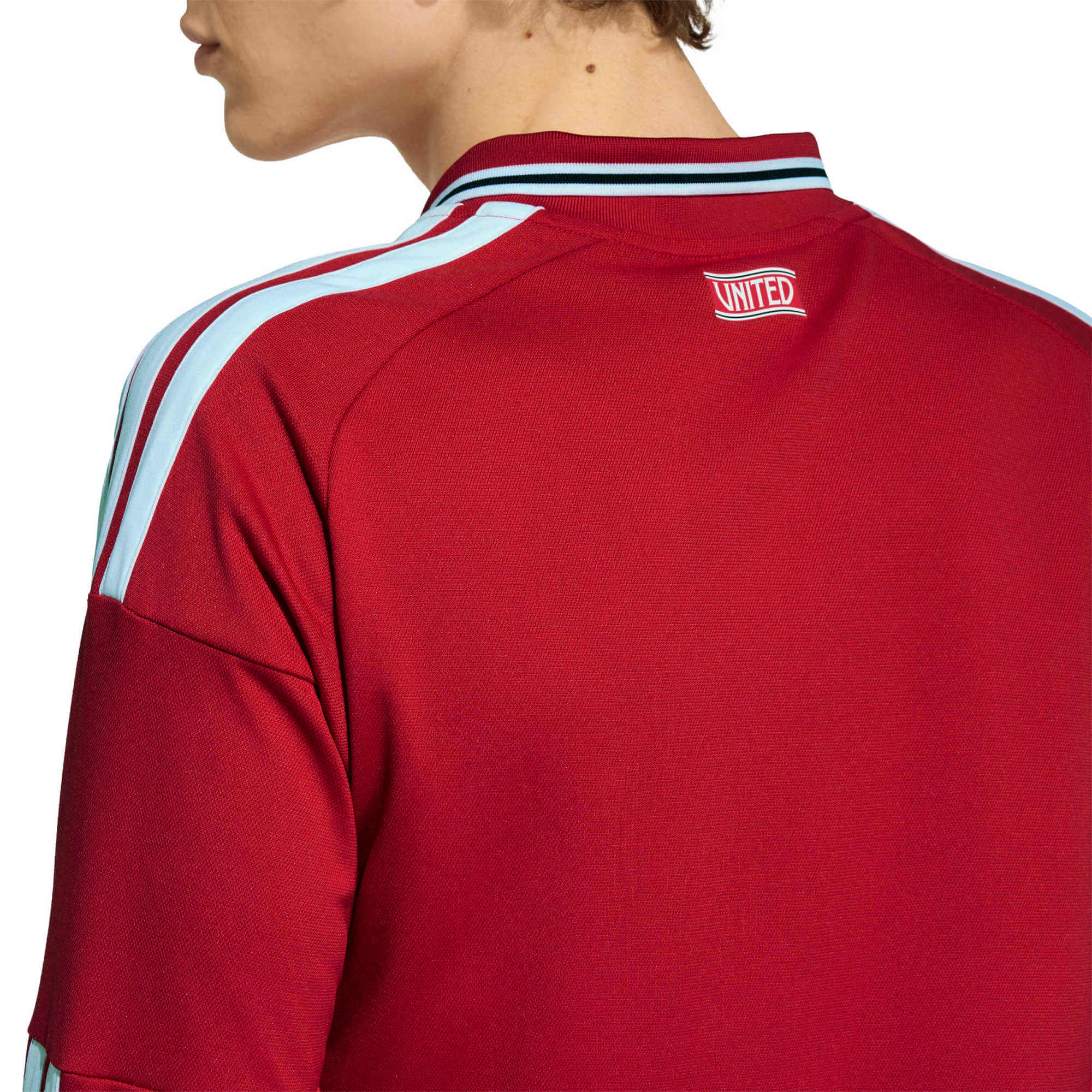 adidas 2026-27 Manchester United Men's Stadium Home Long-Sleeve Soccer Jersey (Detail 1)