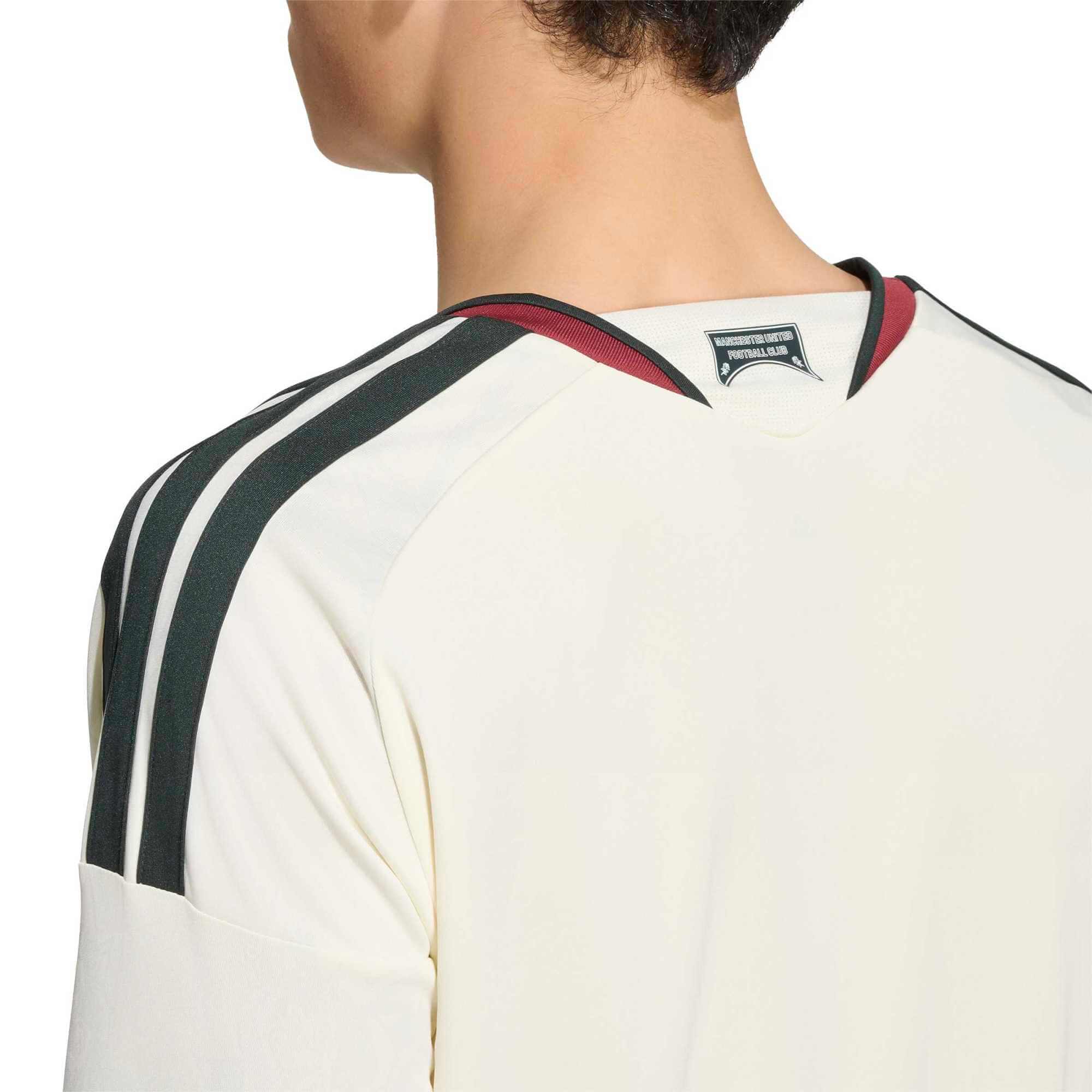 adidas 2026-27 Manchester United Men's Stadium Third Long-Sleeve Soccer Jersey (Detail 2)