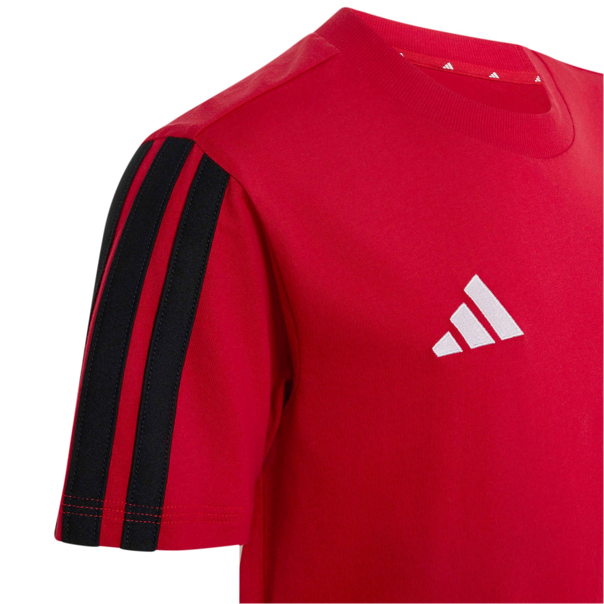 adidas 2026-27 Manchester United Youth Tee (Detail 2)