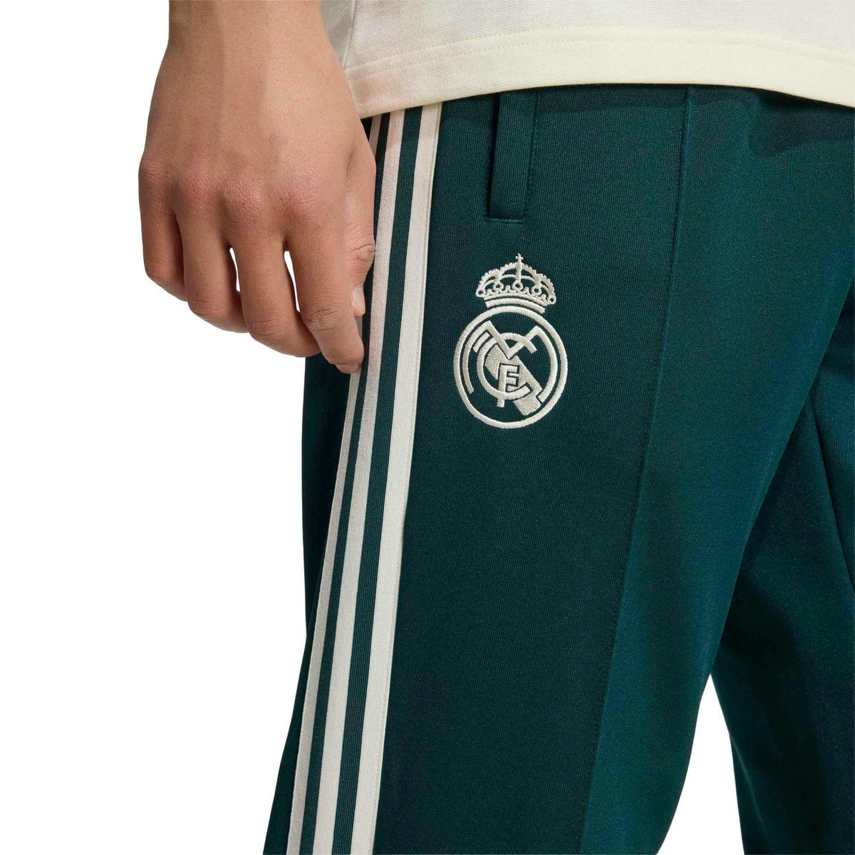 adidas 2026-27 Real Madrid Men's Originals Track Pants (Detail 1)