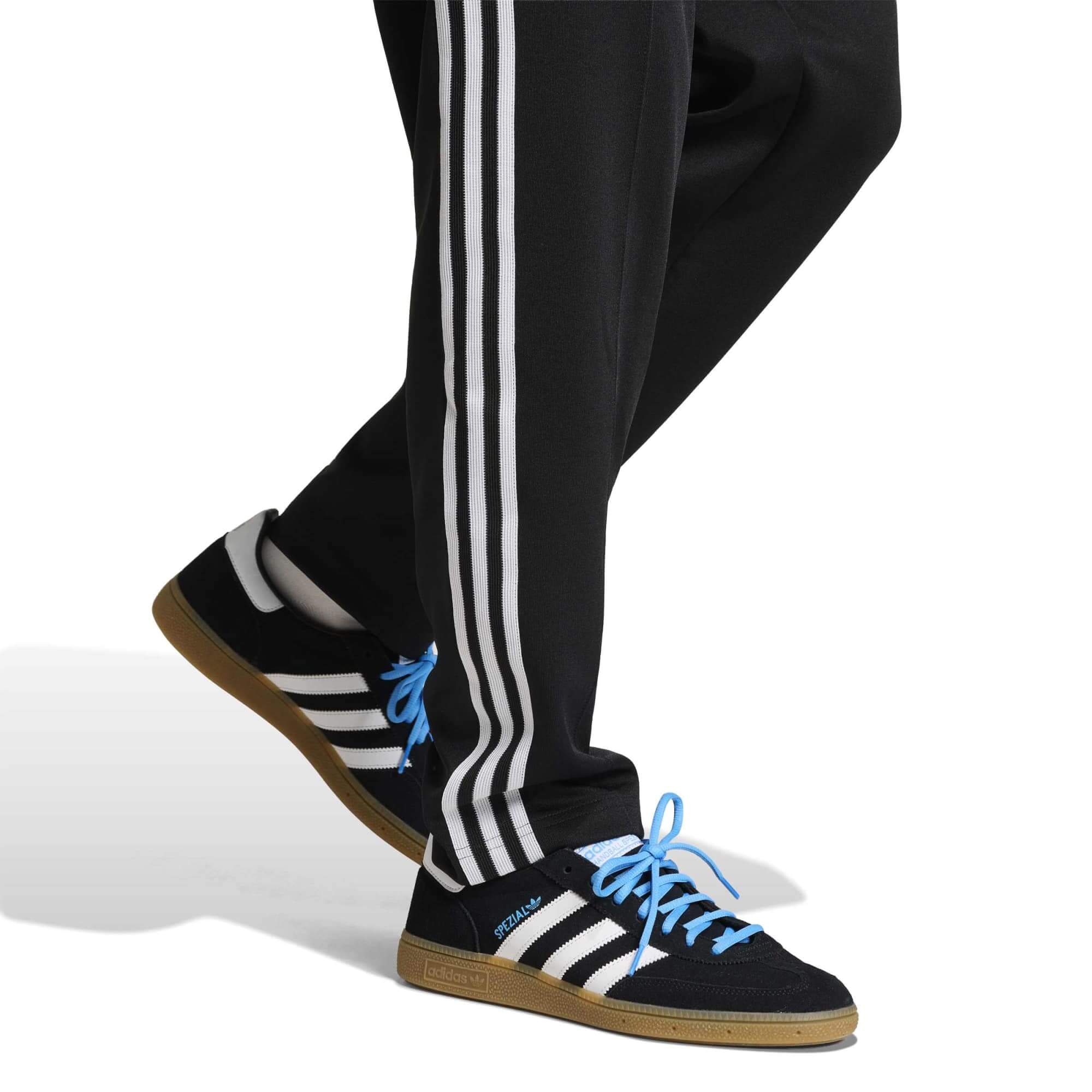 adidas 2026 Argentina Men's Originals Track Pants (Detail 2)
