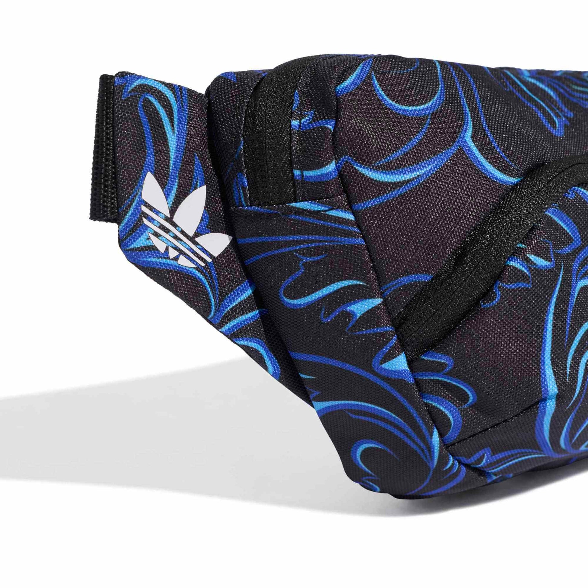 adidas 2026 Argentina Waistbag (Detail 1)