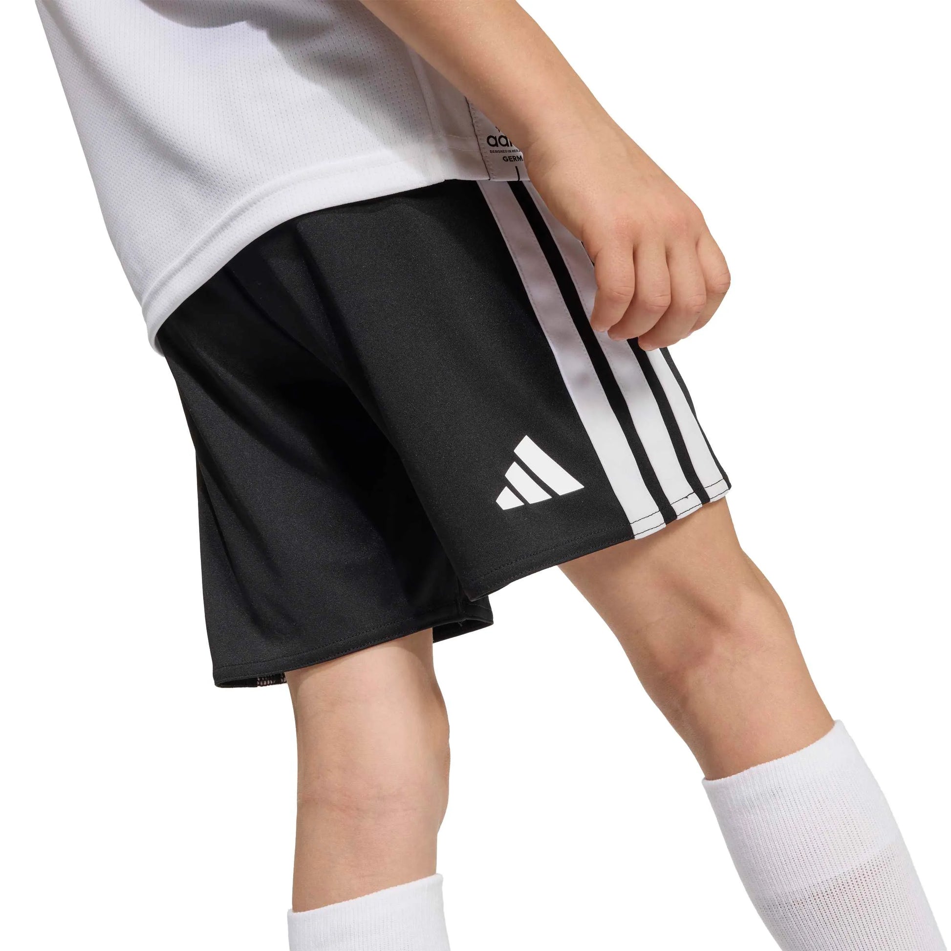 adidas 2026 Germany Kid's Home Mini Kit (Detail 2)