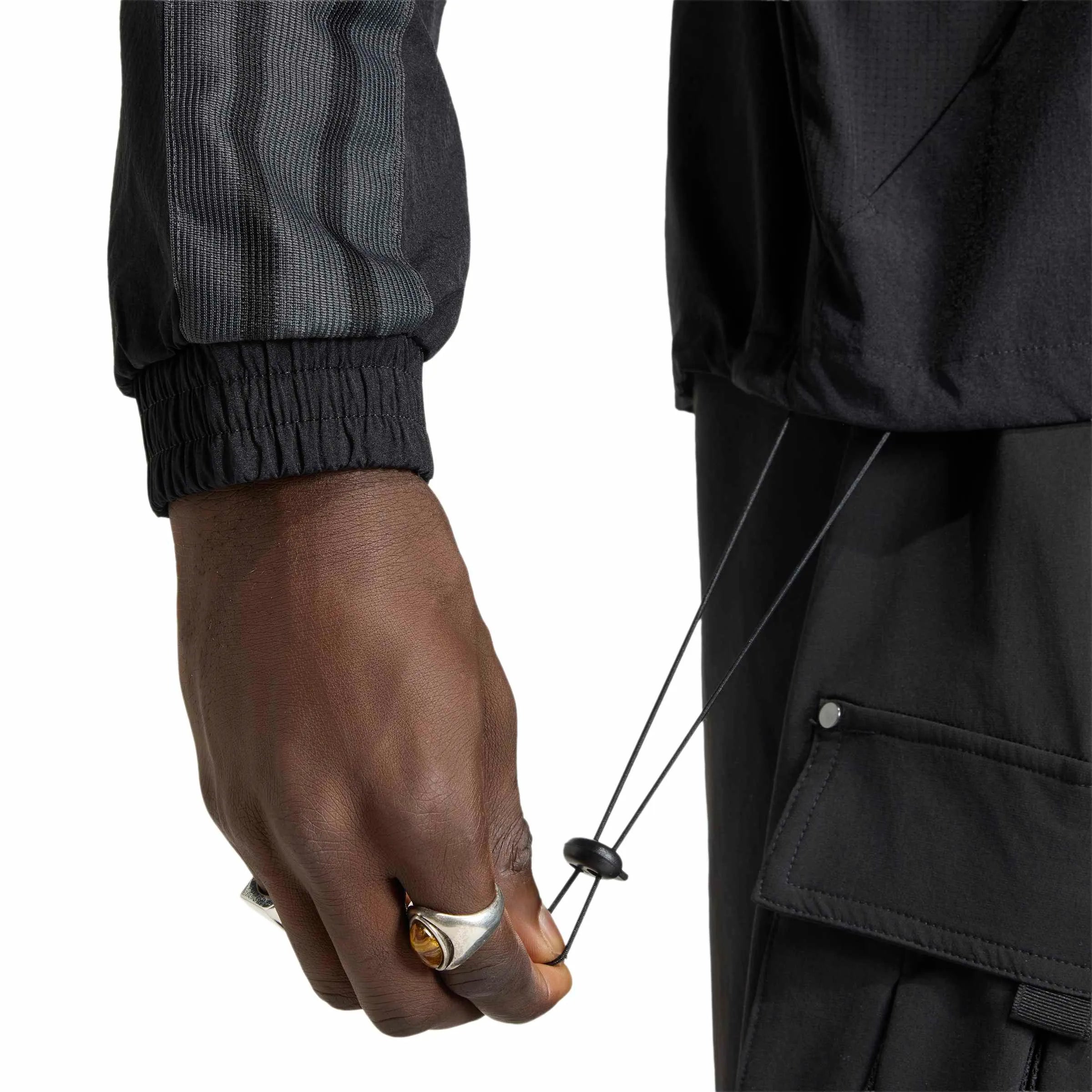 adidas 2026 Inter Miami Men's Anthem Jacket (Detail 2)