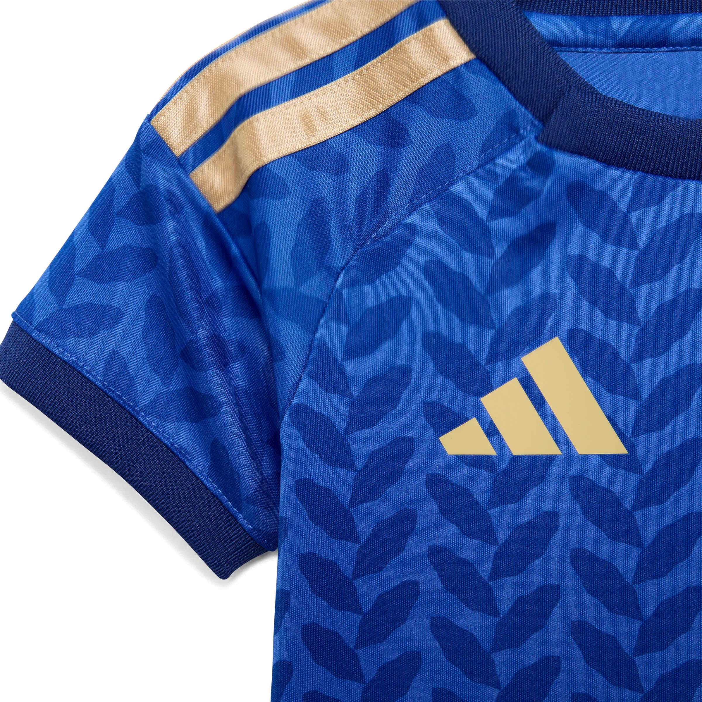 adidas 2026 Italy Home Baby Kit (Detail 2)