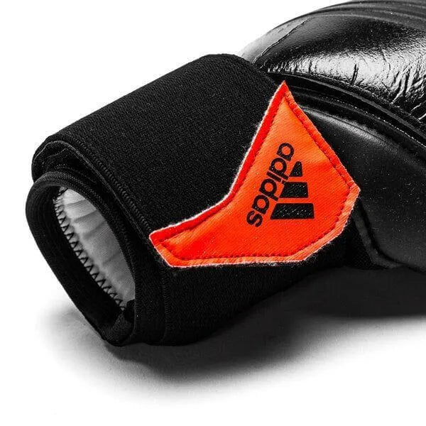 adidas Classic Pro Goalkeeper Gloves Black (Detail 4)