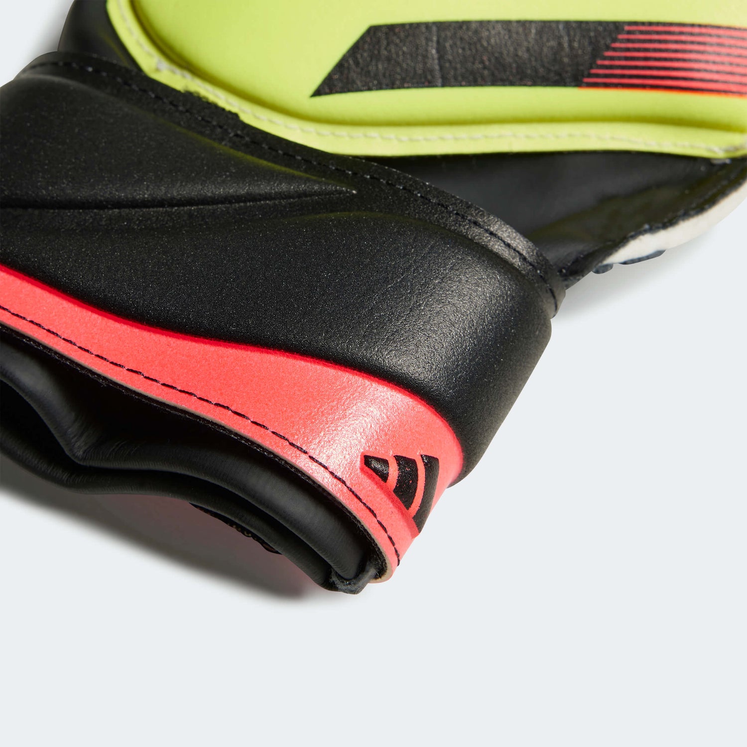 adidas Predator GL Match FS Youth Goalkeeper Gloves (Detail 2)