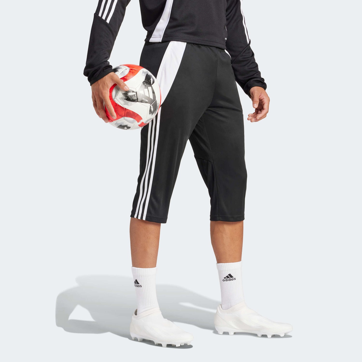 adidas Tiro 24 Men's Three-Quarter Pants (Model - Side)