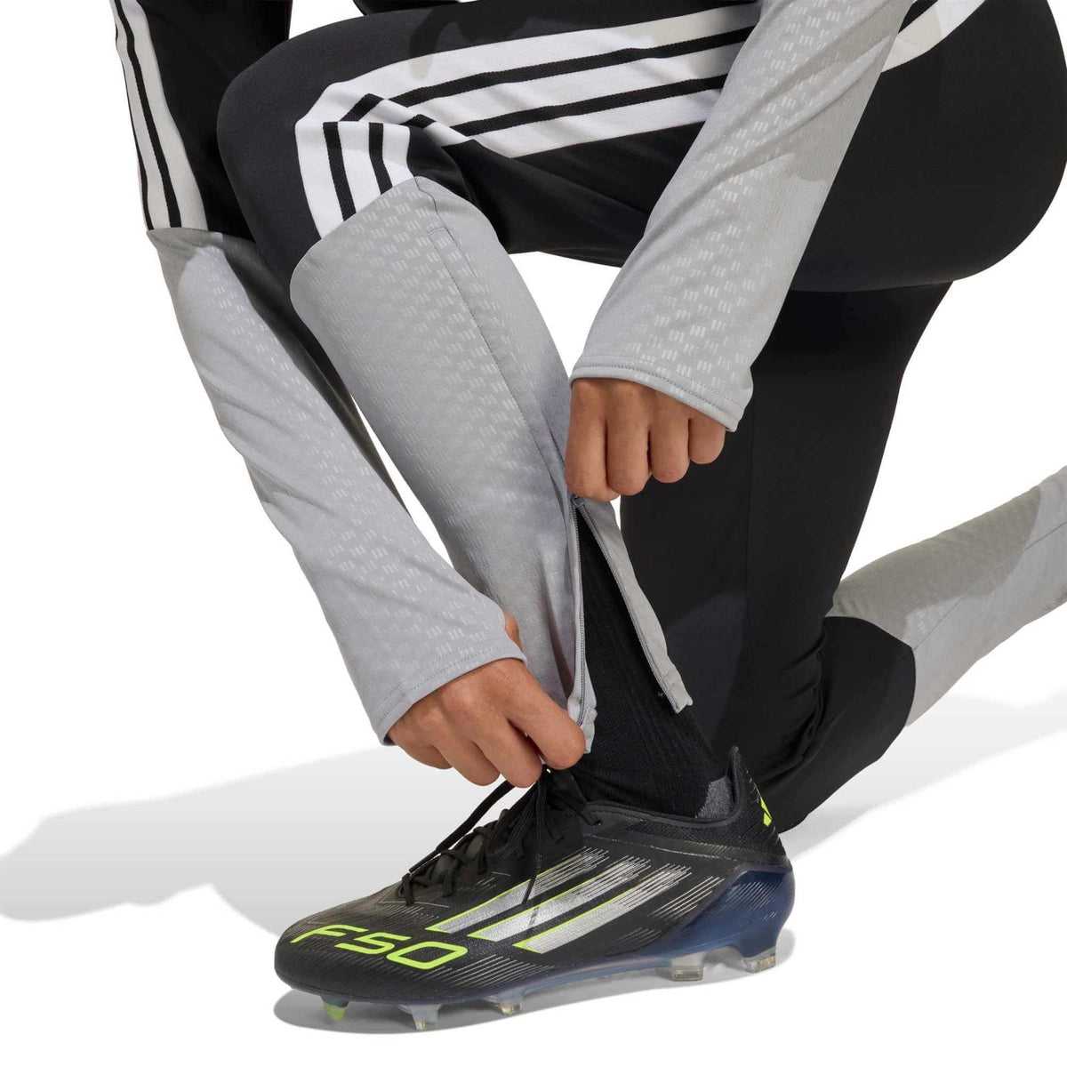 adidas Tiro 26 Women's Competition Training Pants Black-White (Detail 2)