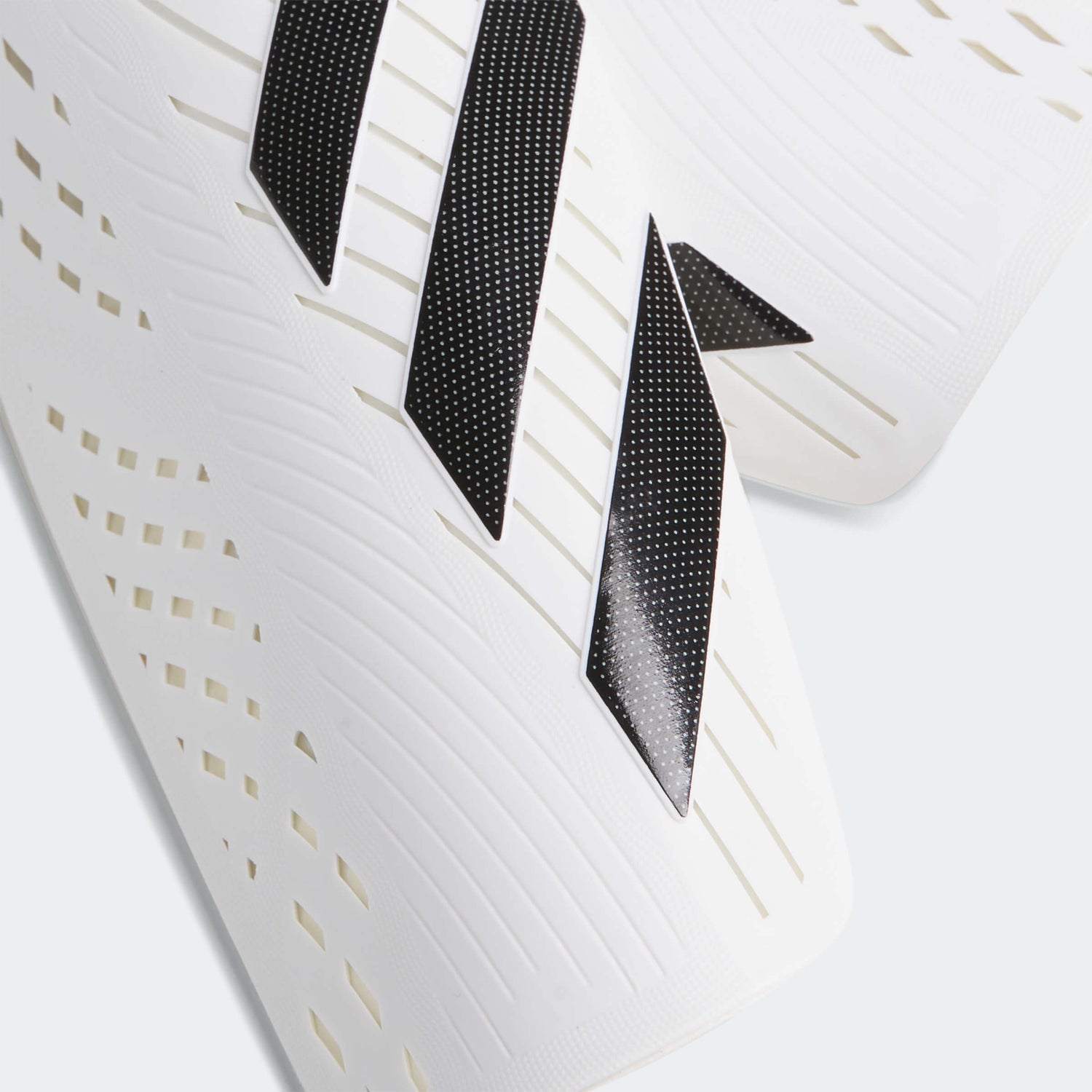 adidas Tiro Club Shin Guard White/Black (Detail 1)