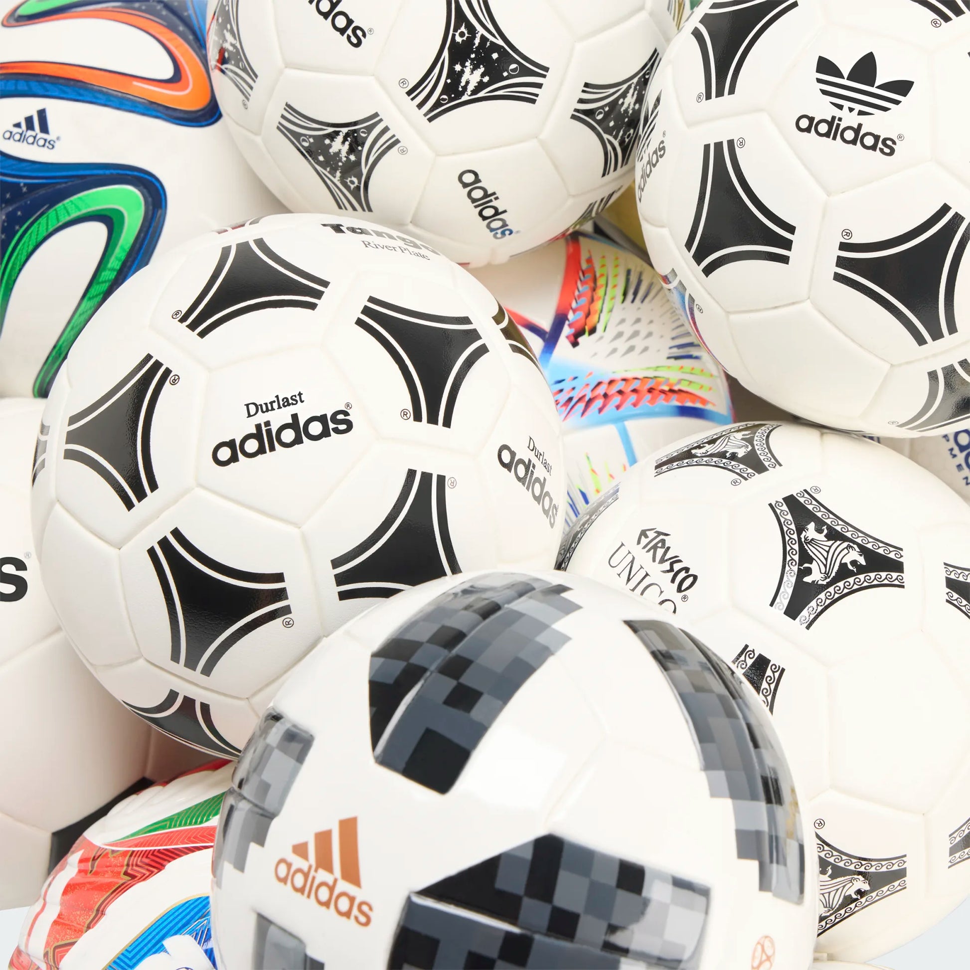 adidas World Cup Historical Mini Ball Set (Balls - Detail 2)