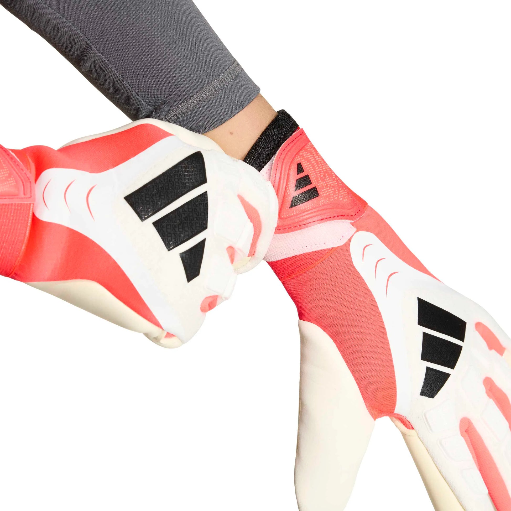 adidas Youth Predator GL Pro Goalkeeper Gloves White / Lucid Red / Black (Detail 1)