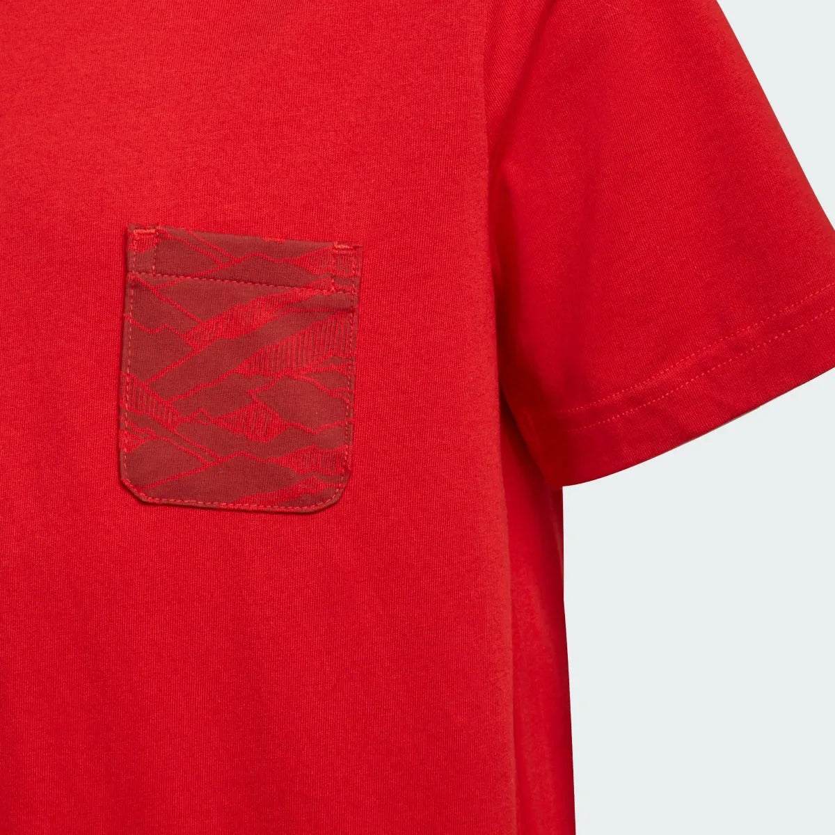 Adidas 2021-22 Bayern Munich Youth Tee - Red (Detail 2)