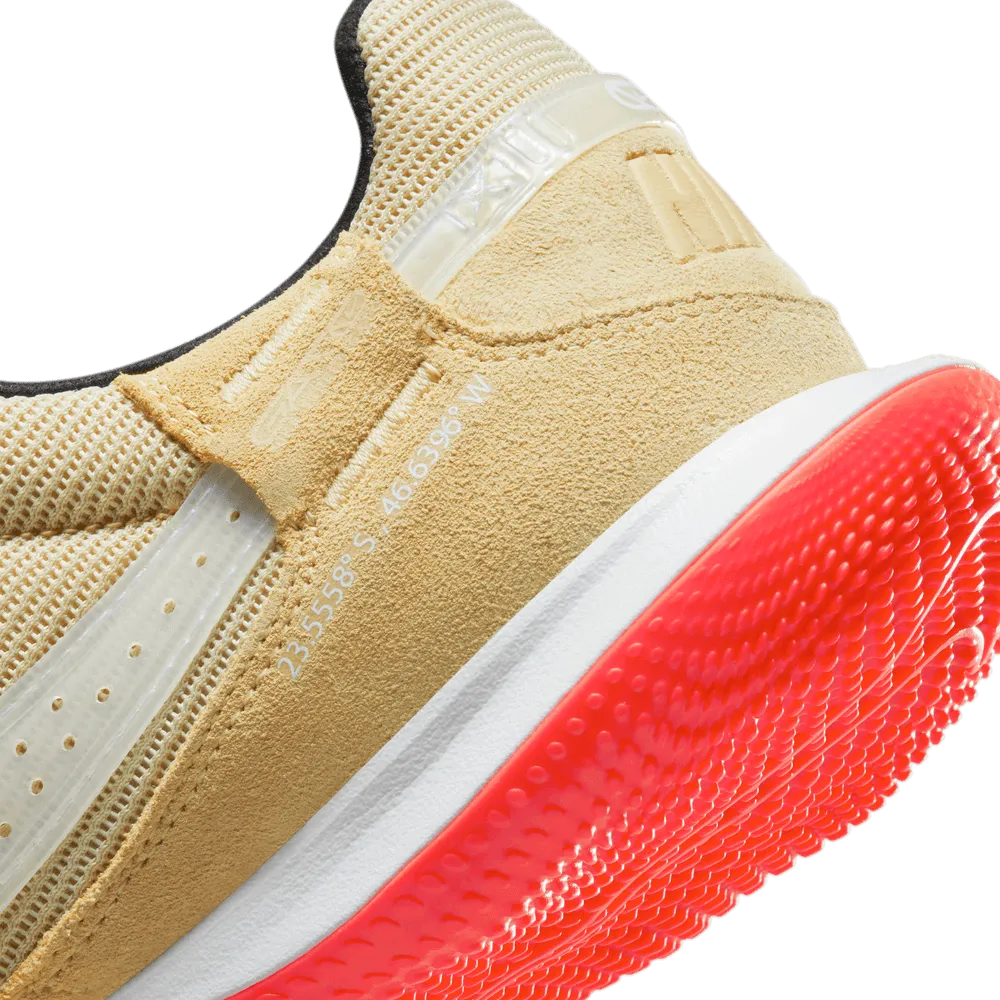 Nike Streetgato  Indoor - Gold - White - Infrared (Detail 2)