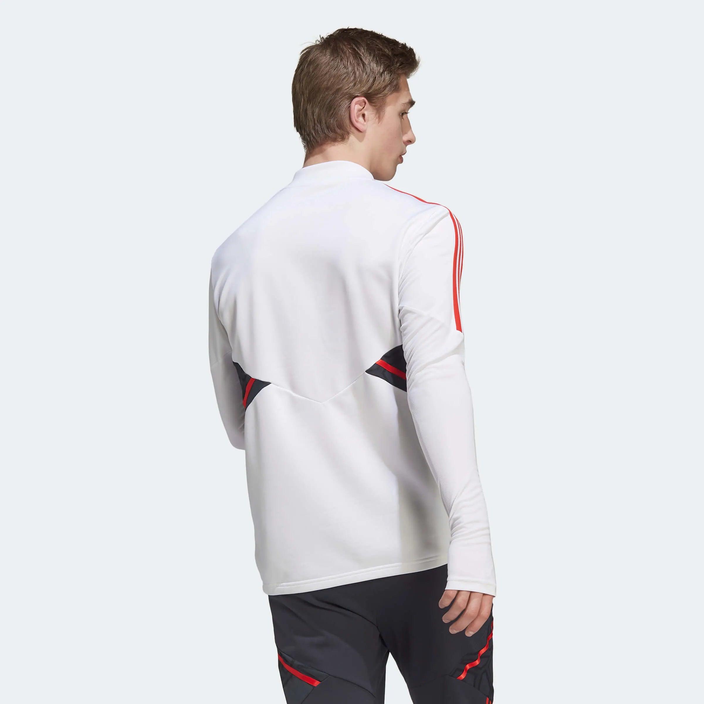 adidas 2022-23 Bayern Munich Training Top - White (Model - Back)