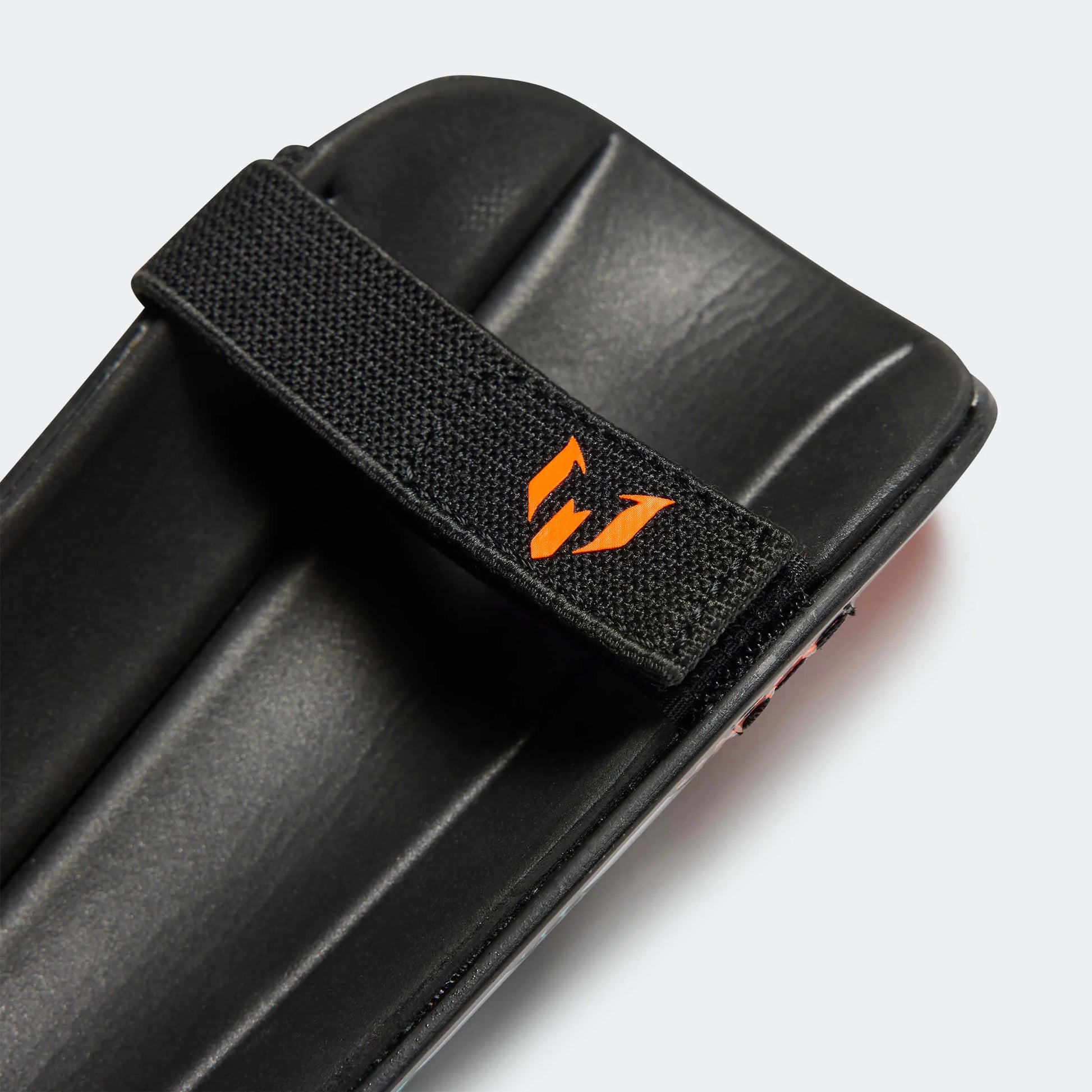 adidas JR Messi Match Shin Guard - Black-Silver-Orange (Detail 2)