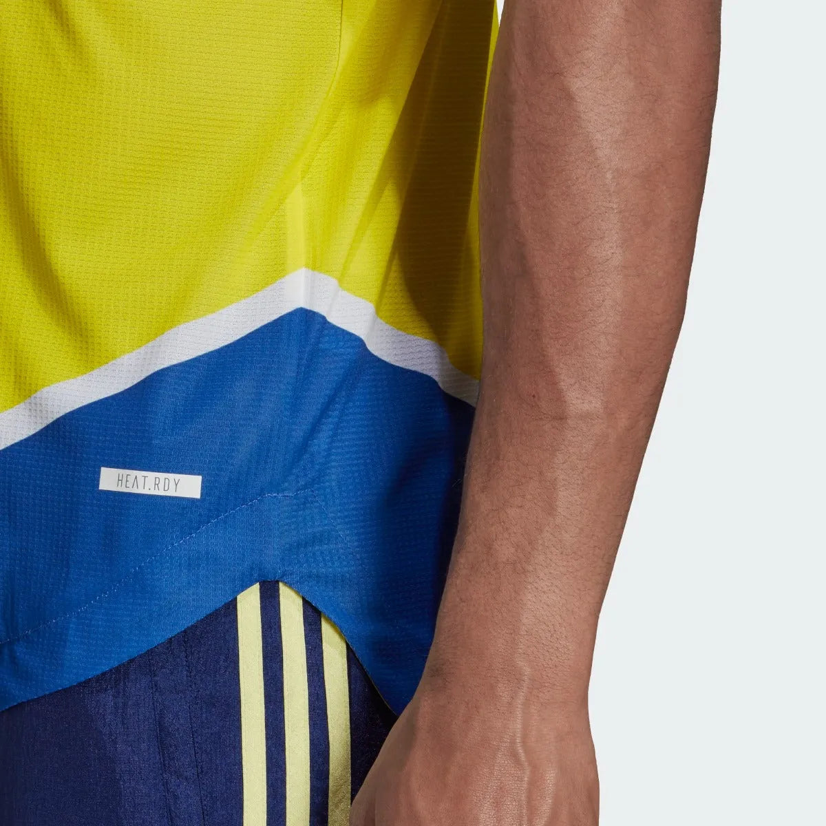 Adidas 2021-22 Juventus Authentic Third Jersey - Yellow-Royal-White (Detail 2)