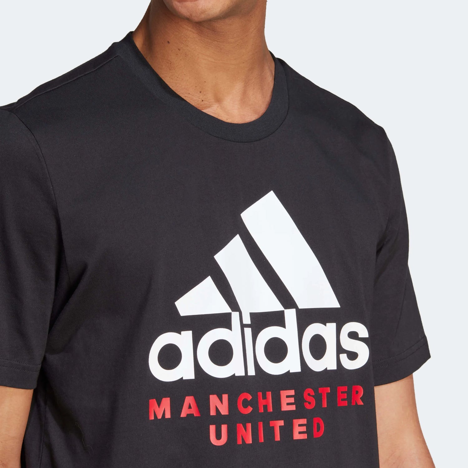 adidas 2023-24 Manchester United Men's DNA Graphic Tee (Detail 1)