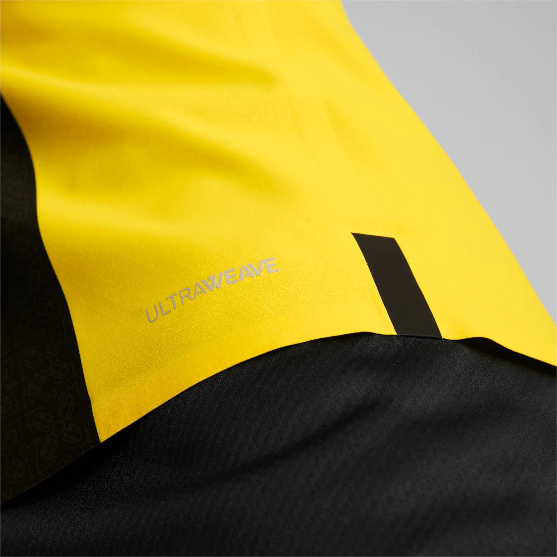 Puma 2022-23 Borussia Dortmund Authentic Home Jersey - Cyber Yellow-Black (Detail 2)