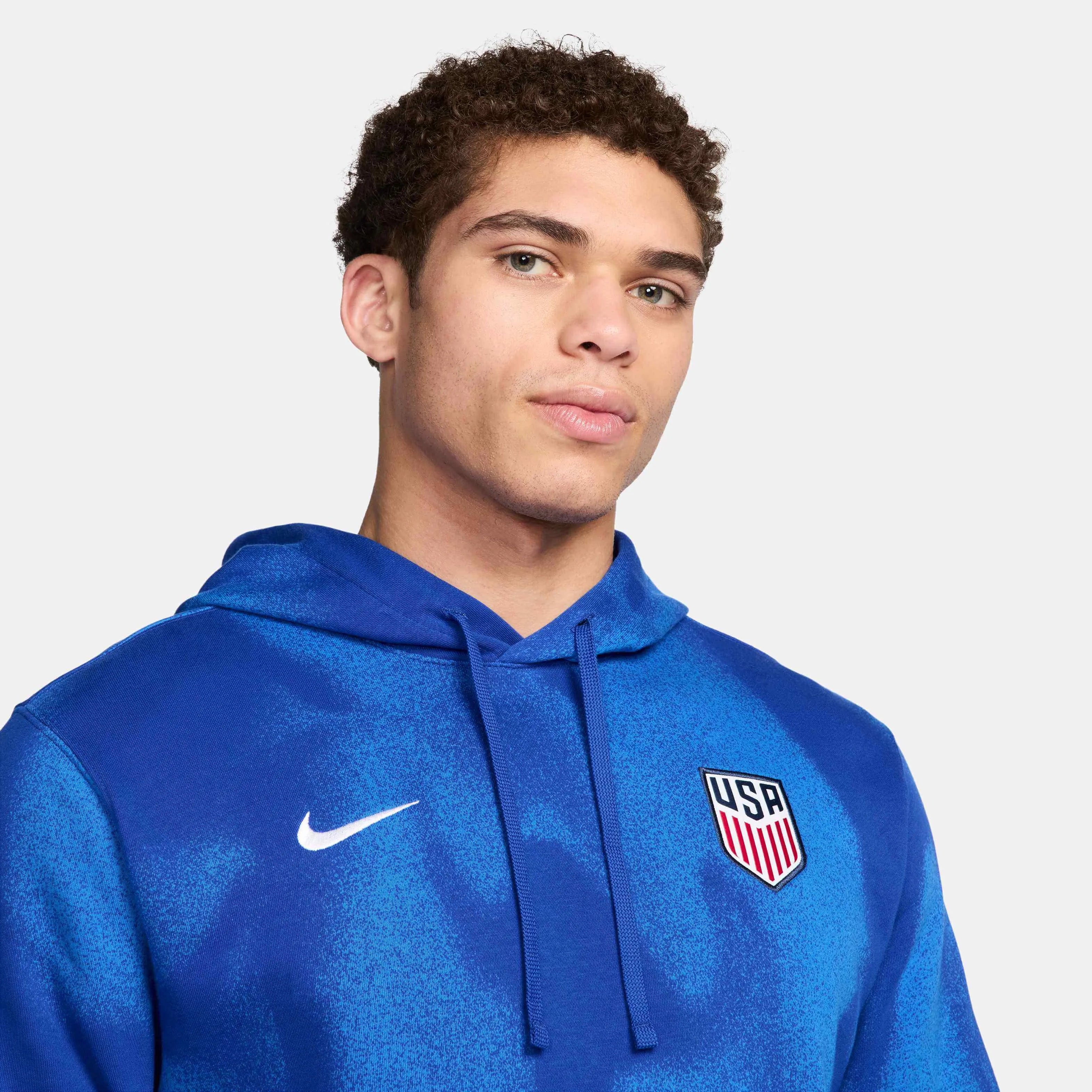 Nike 2024-25 USA Men's Club Pullover Hoodie (Detail 1)