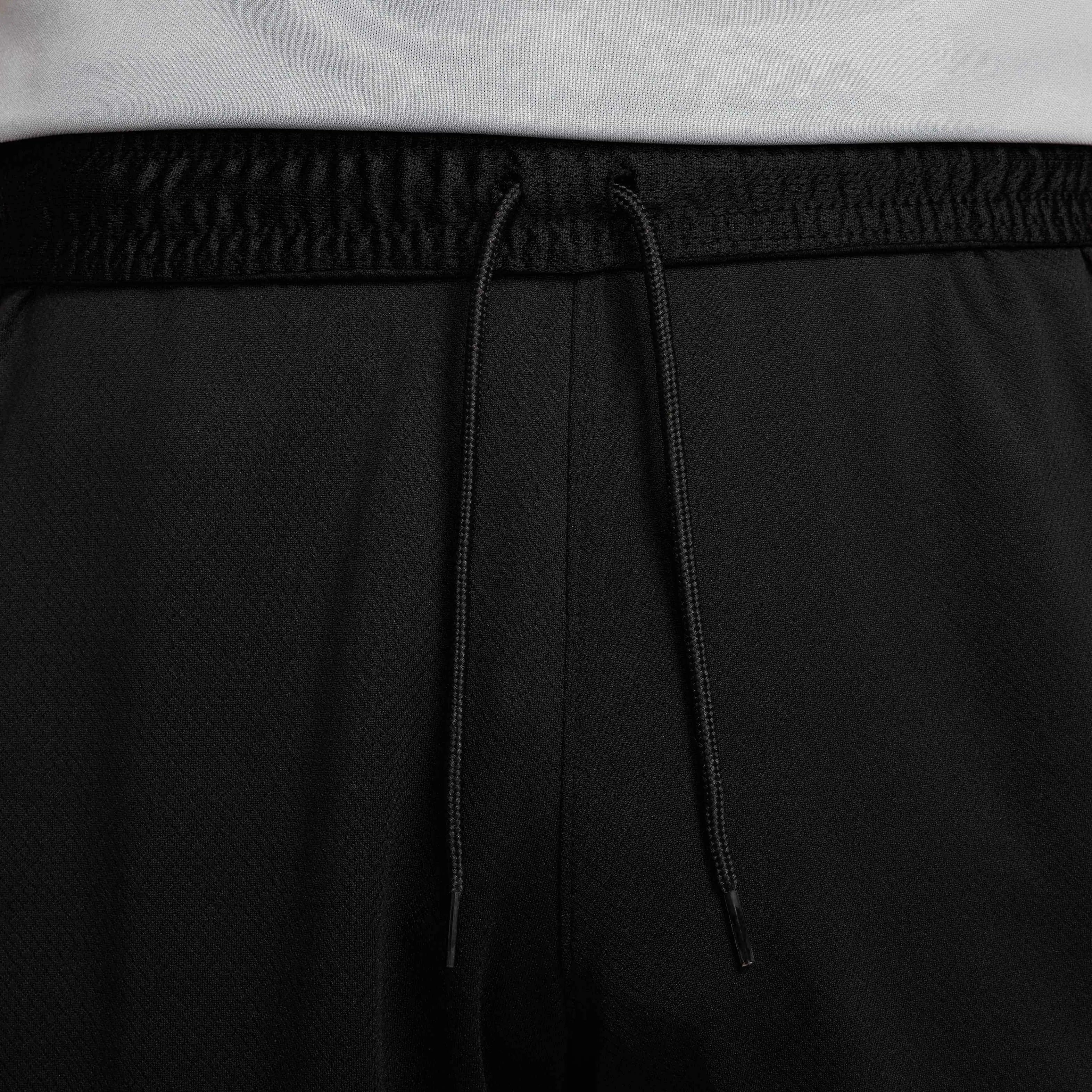 Nike 2024-25 Chelsea Men's Stadium Third Shorts (Detail 1)