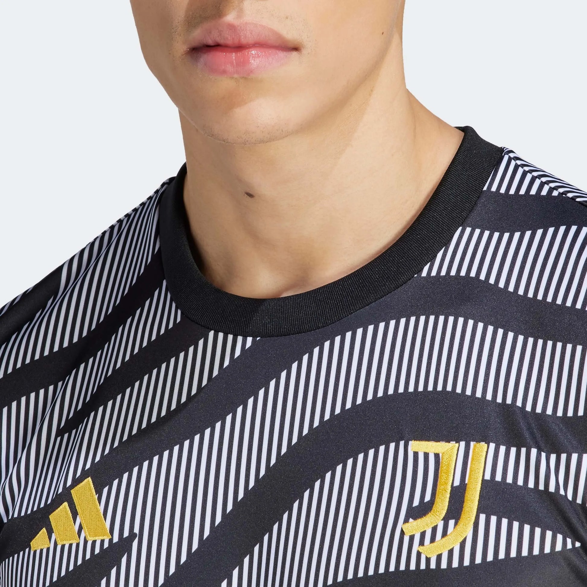adidas 2023-24 Juventus Men's Pre-Match Jersey (Detail 1)