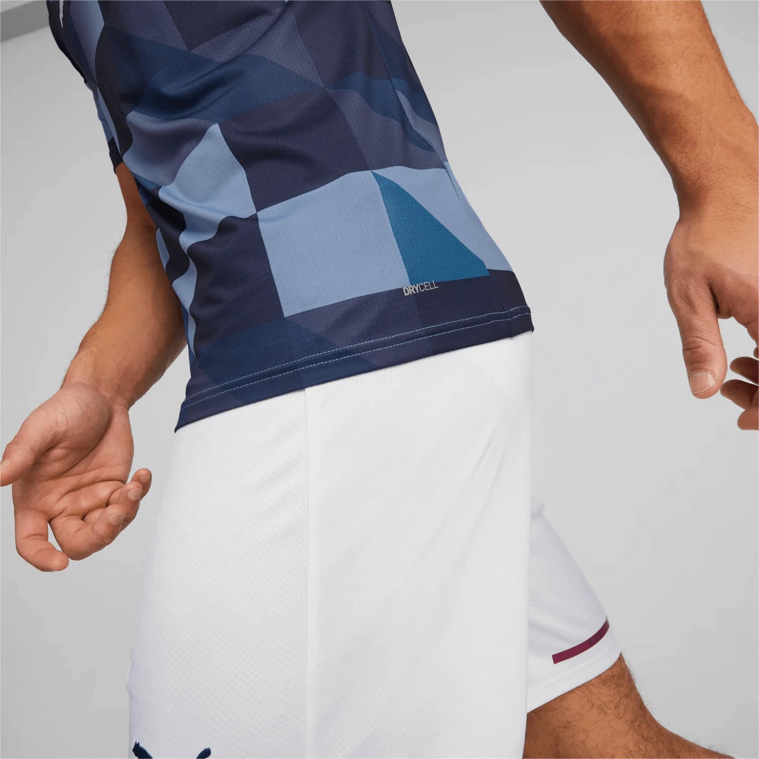 Puma 2023 Manchester City Pre-Match Jersey - Light Blue-Navy (Detail 2)