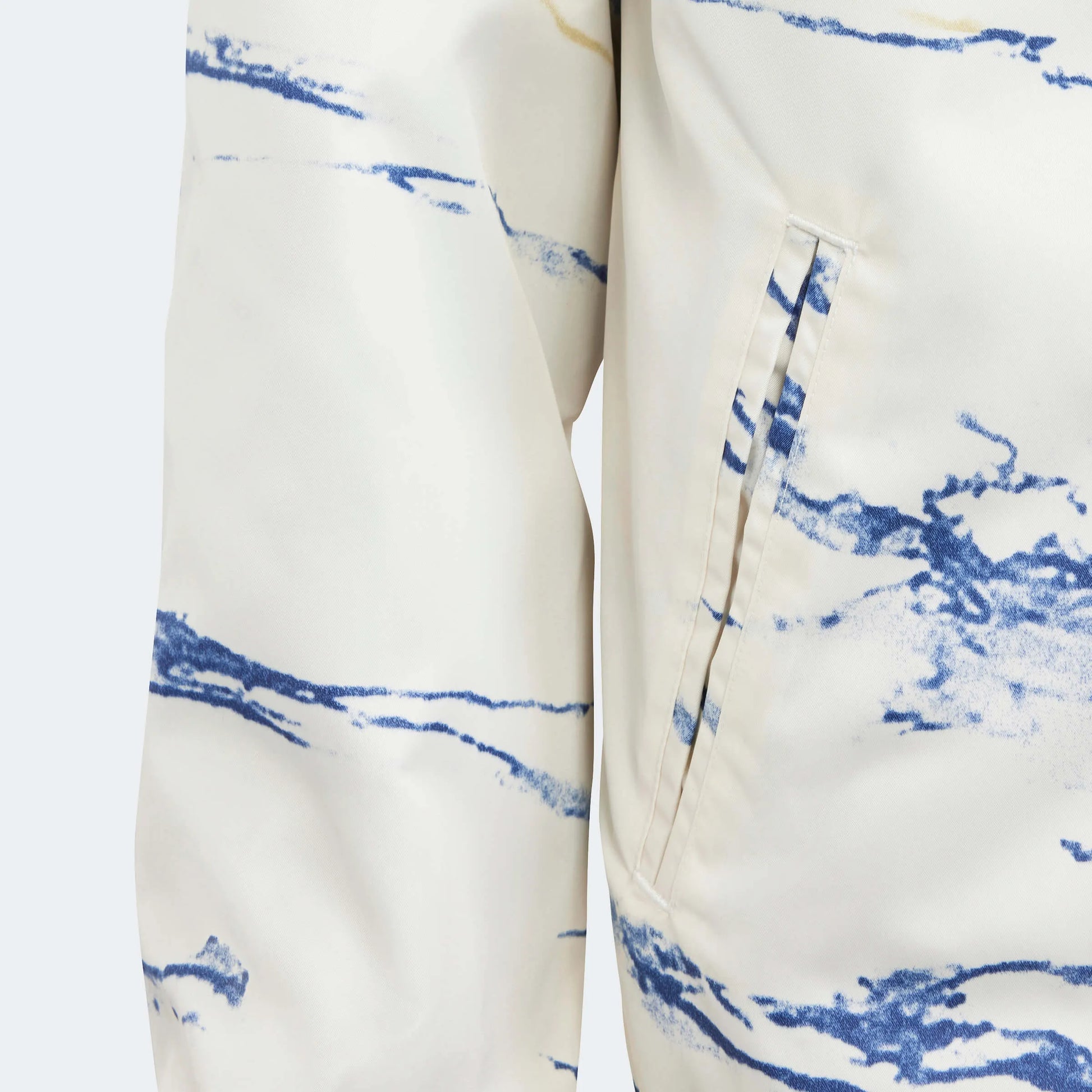 adidas 2023 Italy Youth Reversible Anthem Jacket - Blue (Detail 1)