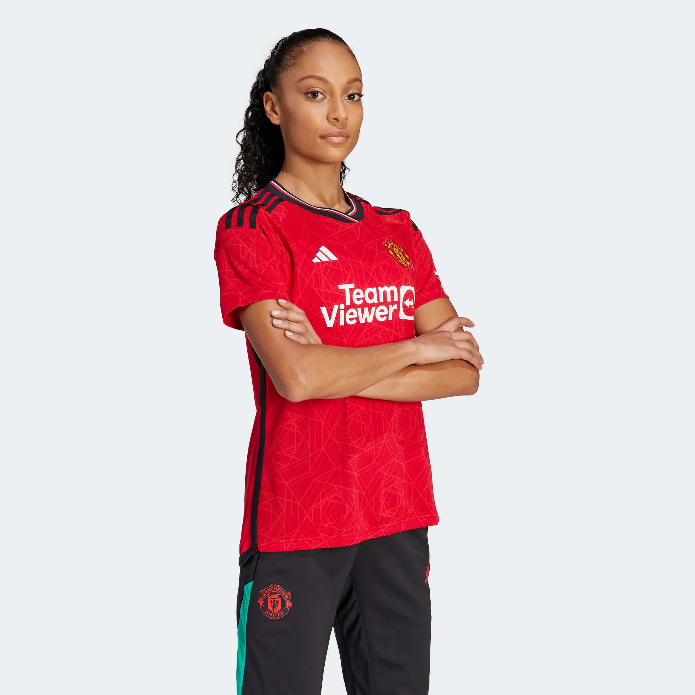 adidas 2023-24 Manchester United Women's Stadium Home Jersey (Model - Side)
