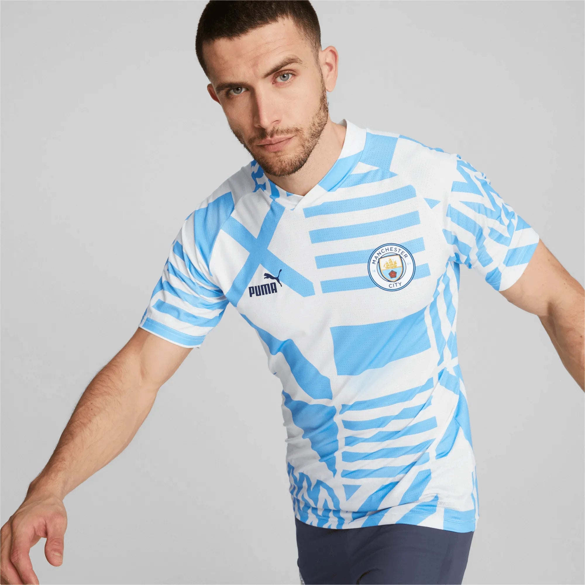  Puma 2022-23 Manchester City Pre-Match Jersey - White-Light Blue (Model - Front)