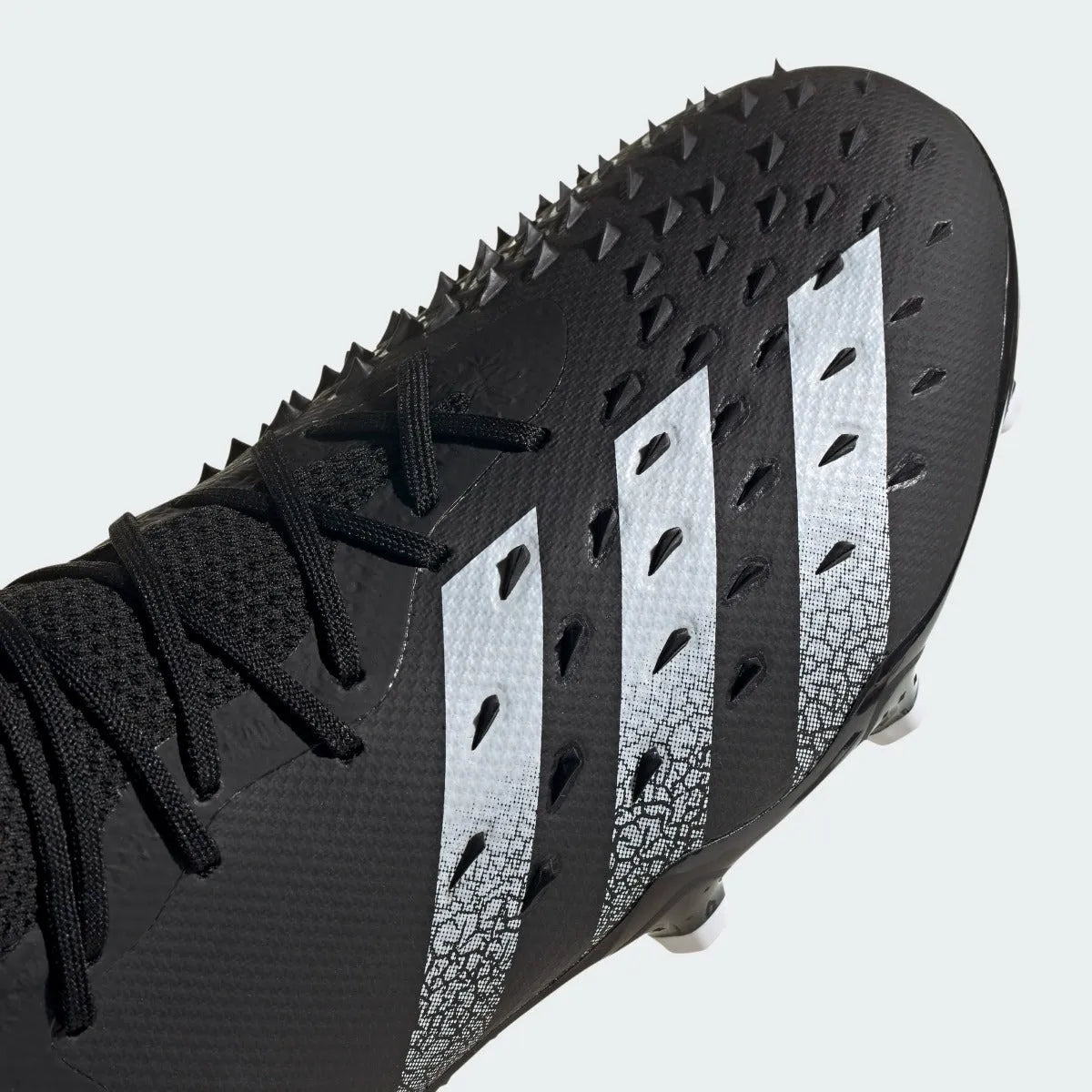 Adidas Predator Freak .2 FG - Black-White (Detail 1)