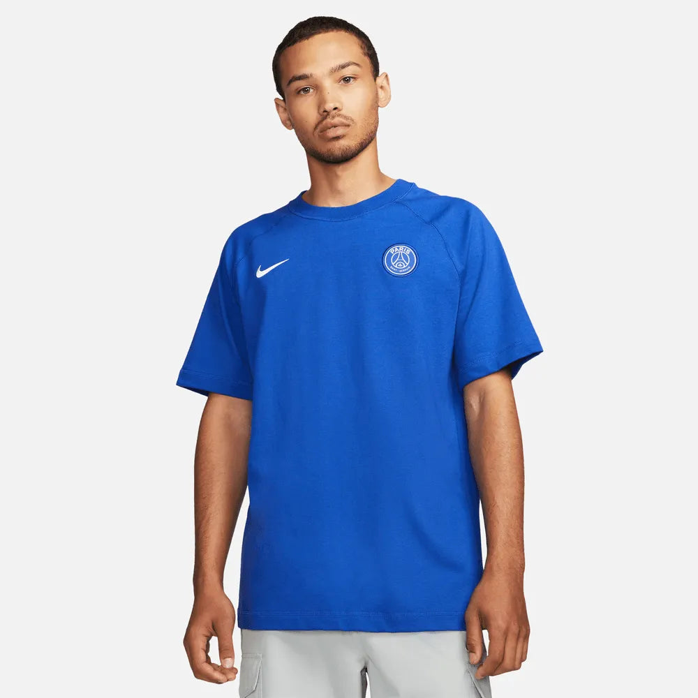 Nike 2022-23 Paris Saint-Germain Travel T-Shirt - Old Royal-Global Red-White (Model - Front)