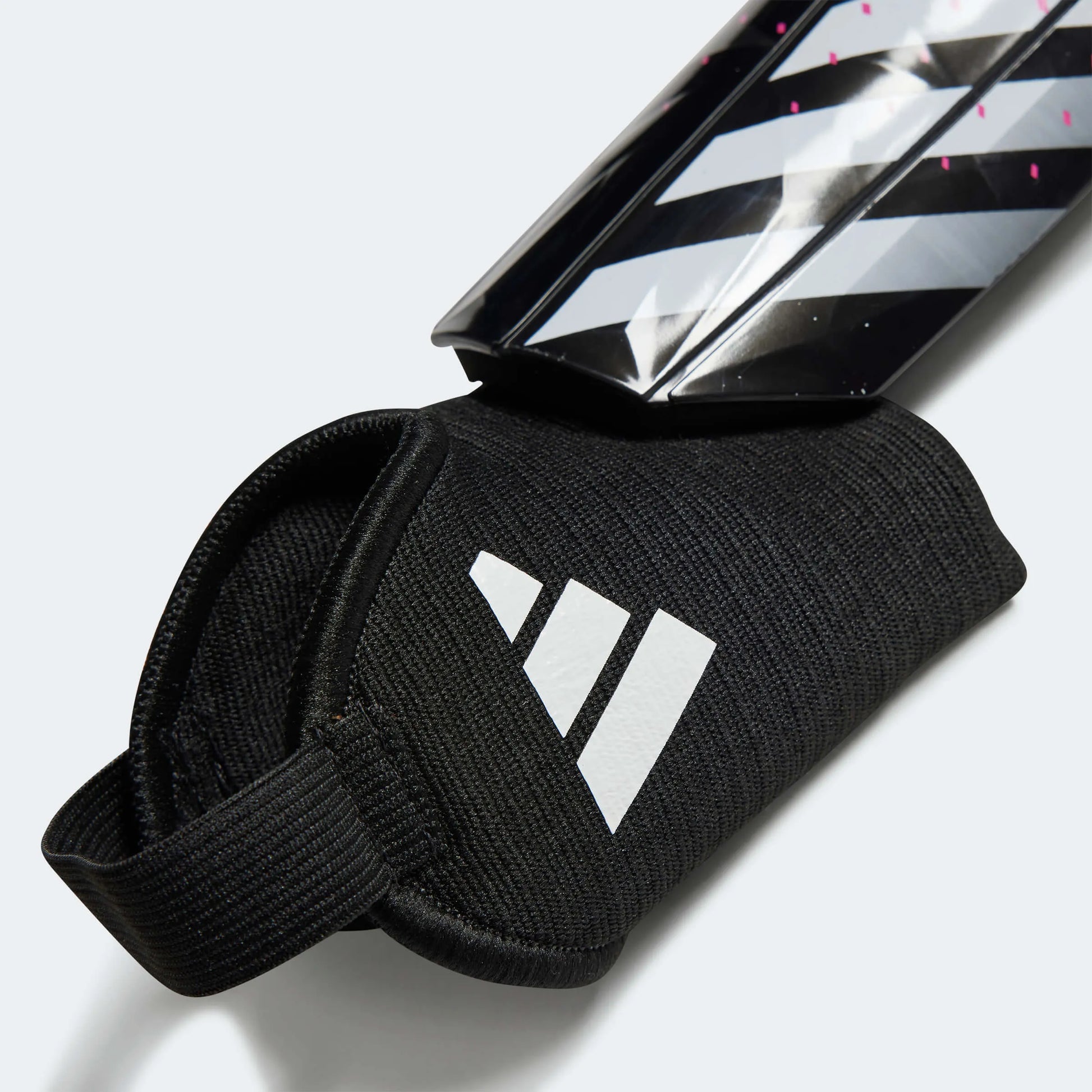 adidas Predator Youth Match Shin Guards - Black-White-Pink (Detail 1)