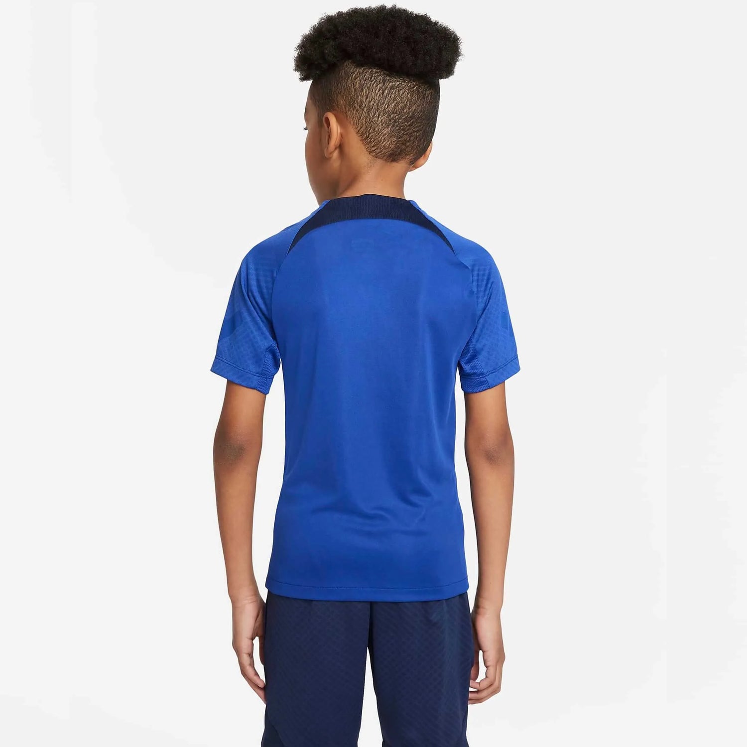 Nike 2022-23 Chelsea Youth Strike Top - Rush Blue (Model - Back)