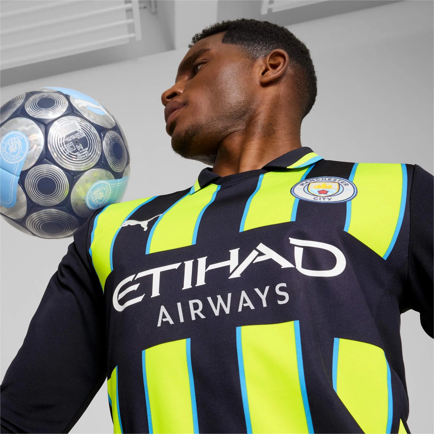 Puma 2024-25 Manchester City Men's Long-Sleeve Stadium Away Jersey (Detail 1)