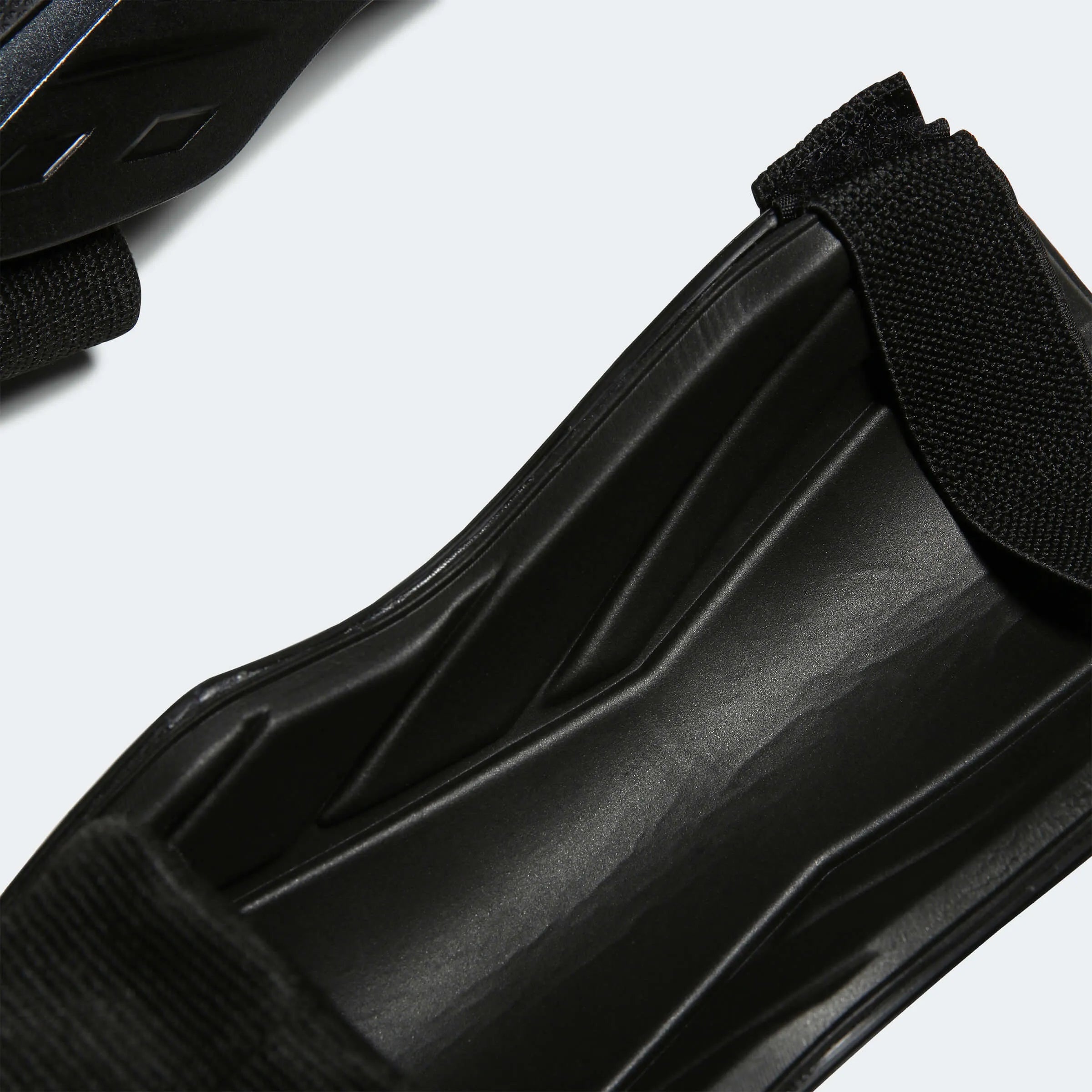 adidas Youth Tiro Match Shin Guards - Black-White (Detail 2)