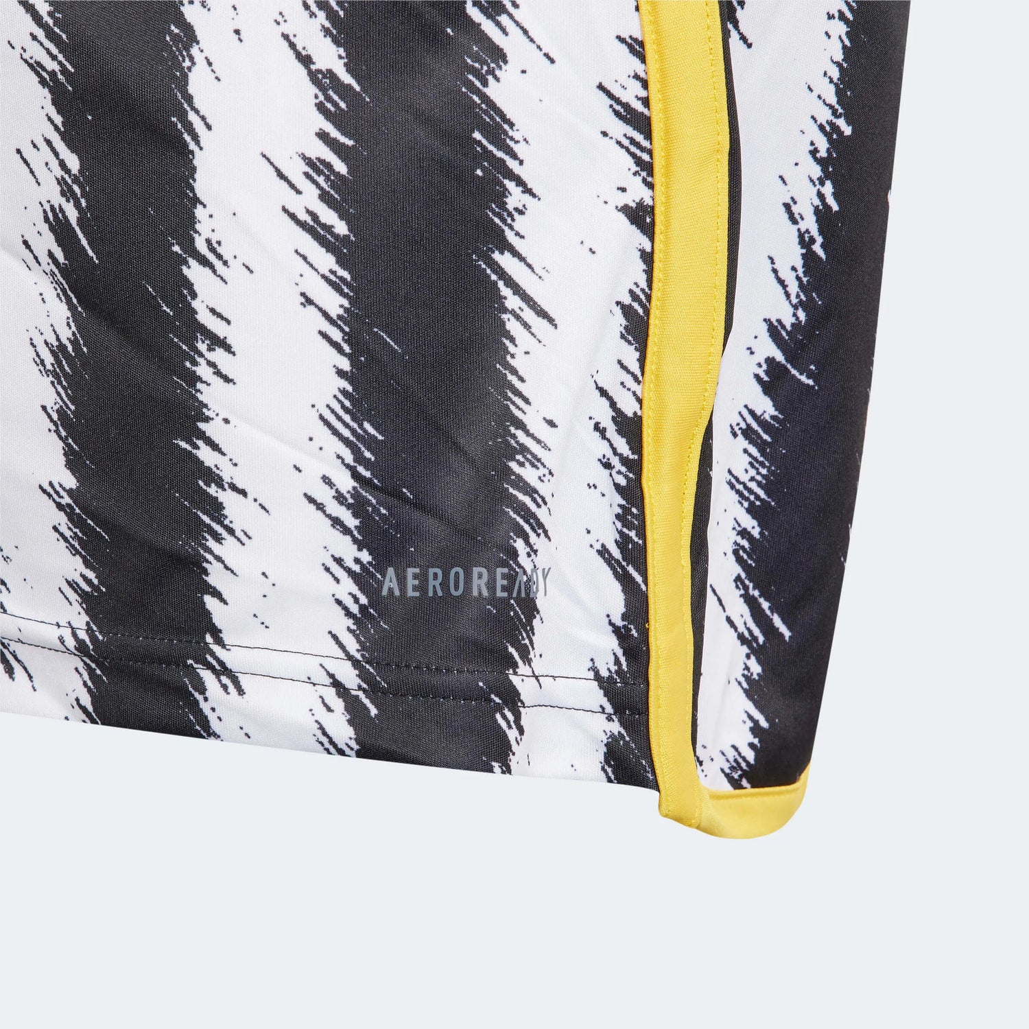 adidas 2023-24 Juventus Youth Home Jersey (Detail 3)
