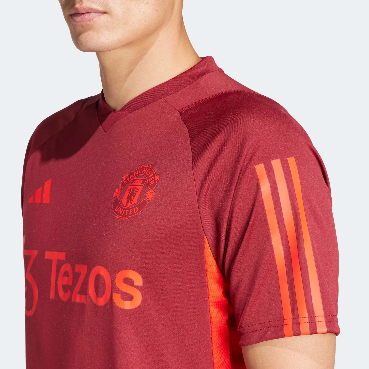 adidas 2023-24 Manchester United Men's EU Training Jersey (Detail 1)