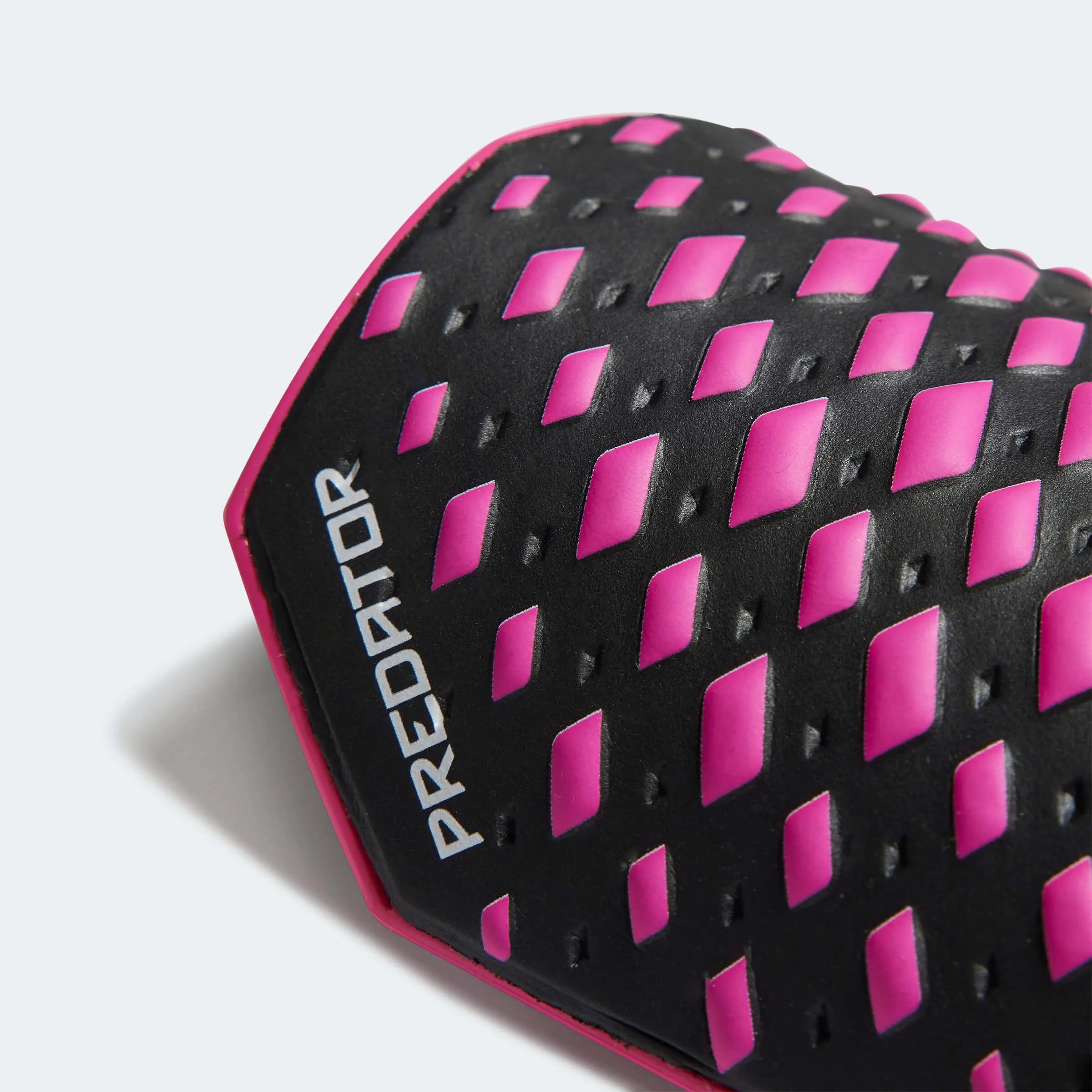 adidas Predator League Shin Guards - Black-White-Team Shock Pink (Detail 1)