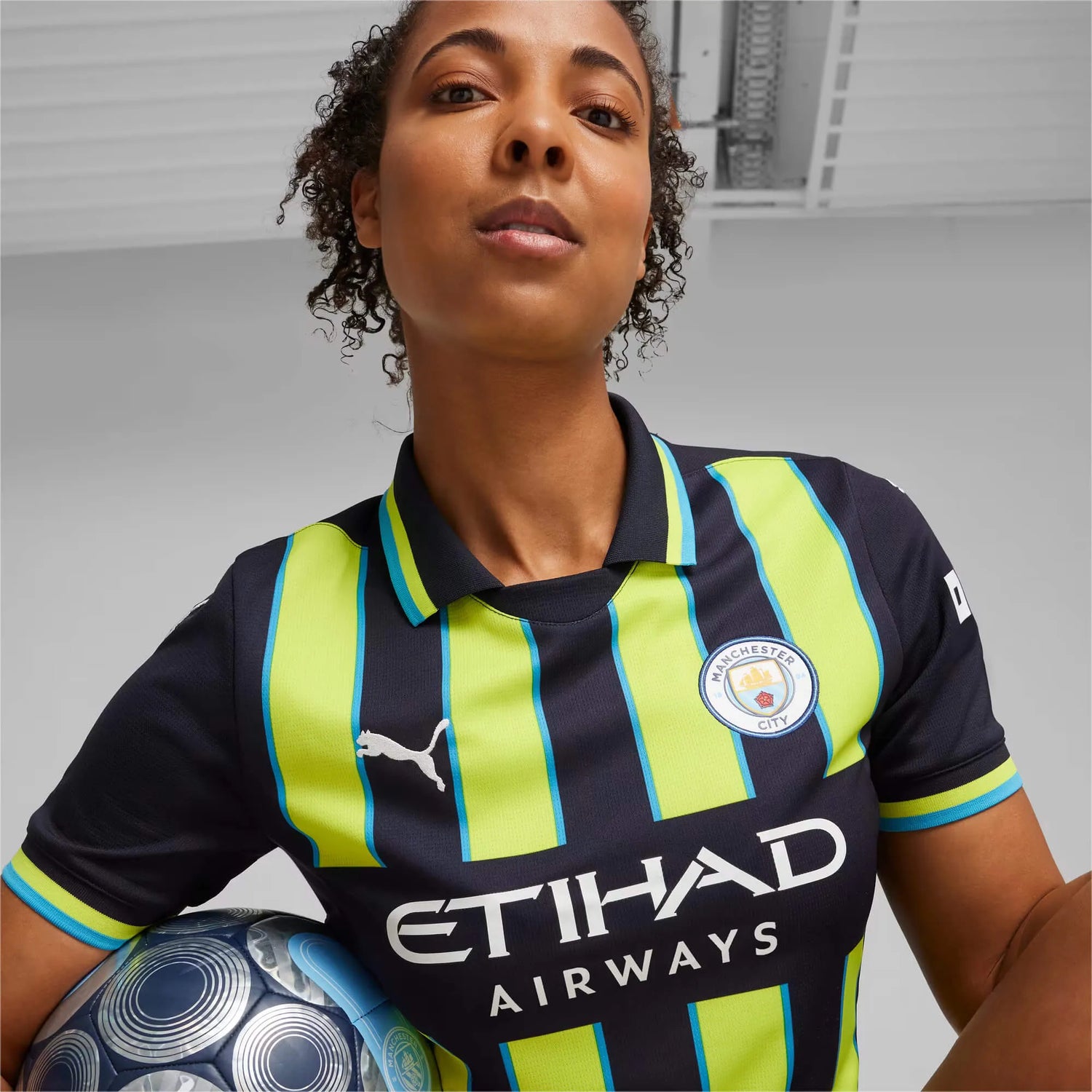 Puma 2024-25 Manchester City Women's Stadium Away Jersey (Detail 1)