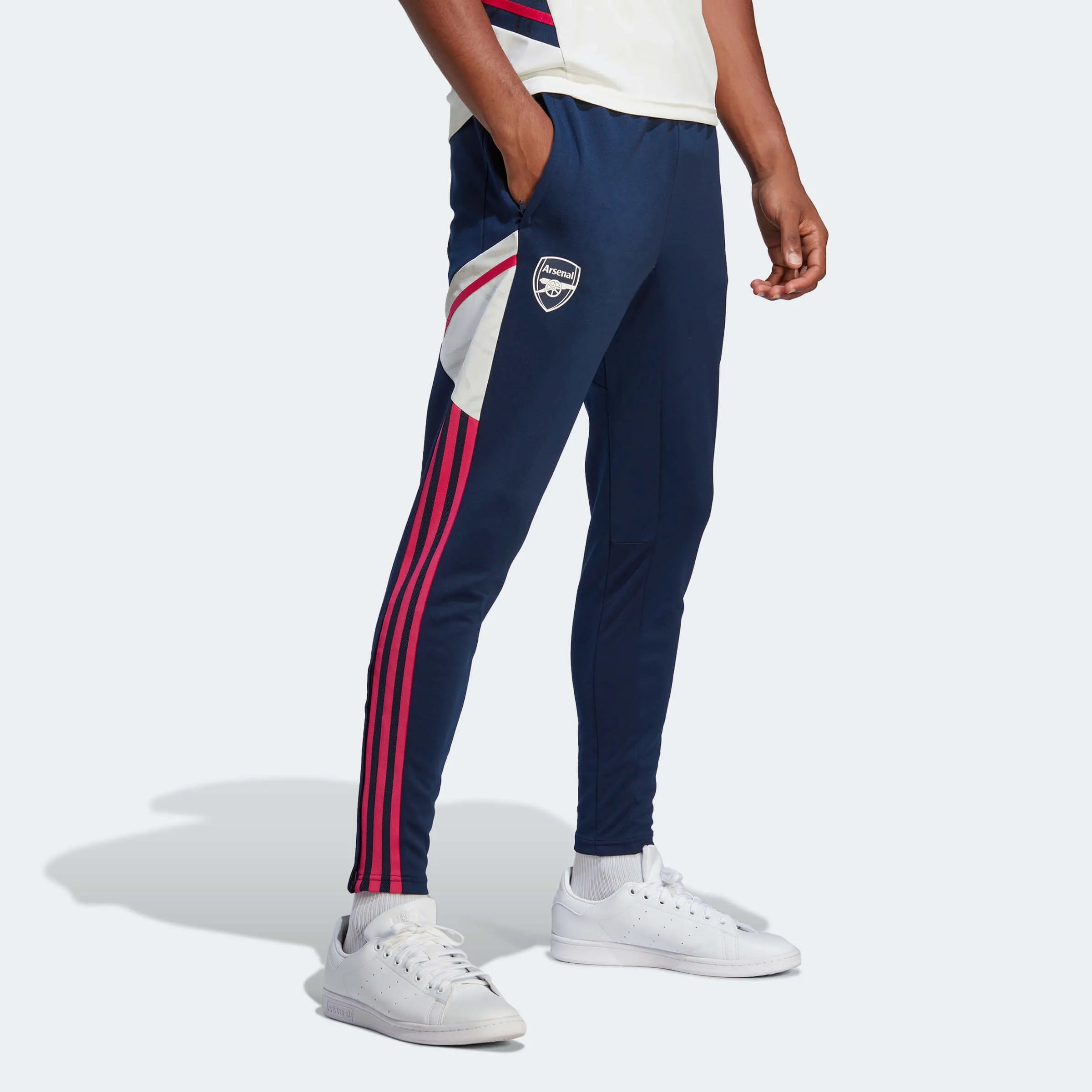 adidas 2023 Arsenal Condivo 22 Training Pants - Collegiate Navy-Off White (Model - Front)