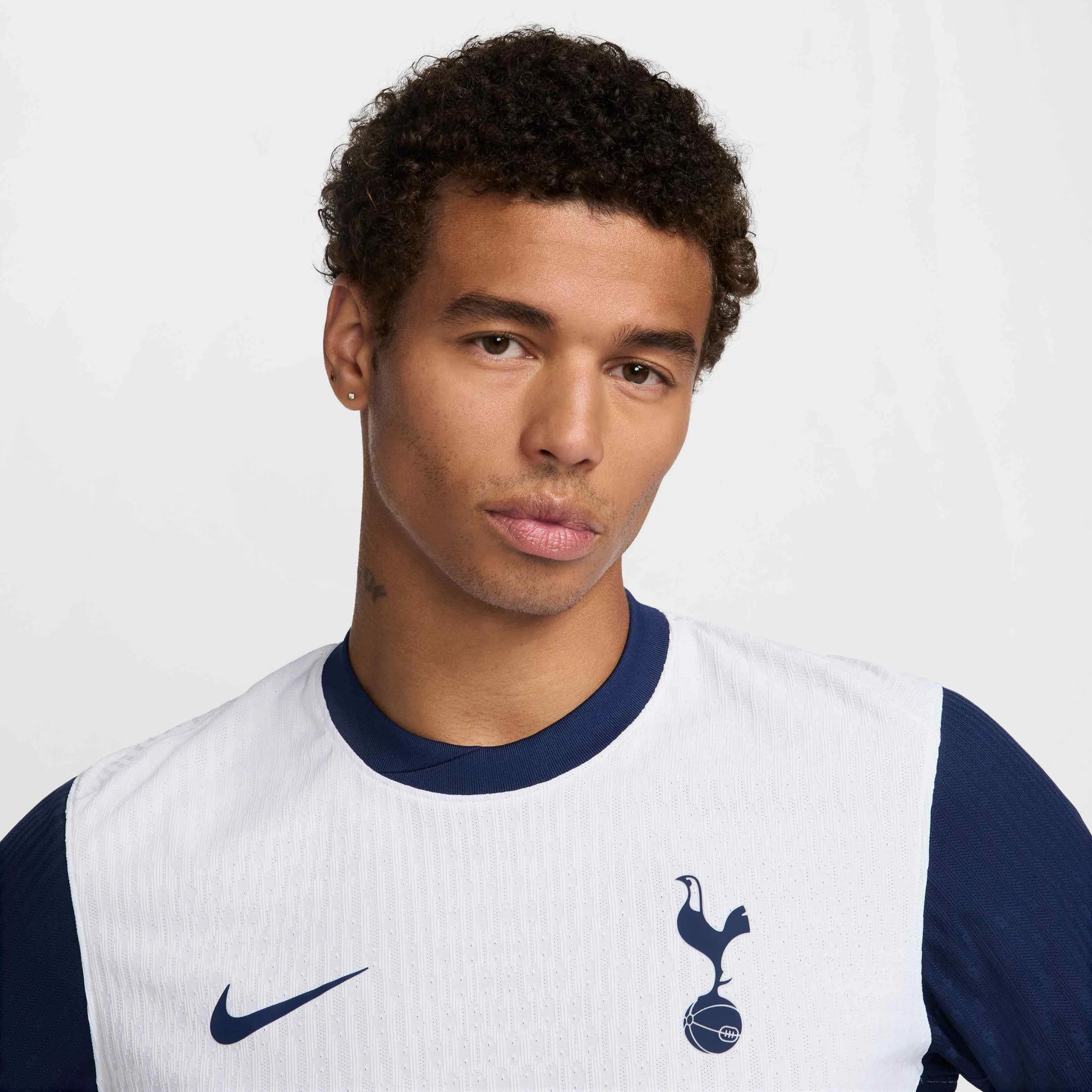 Nike 2024-25 Tottenham Men's Authentic Home Jersey (Detail 1)