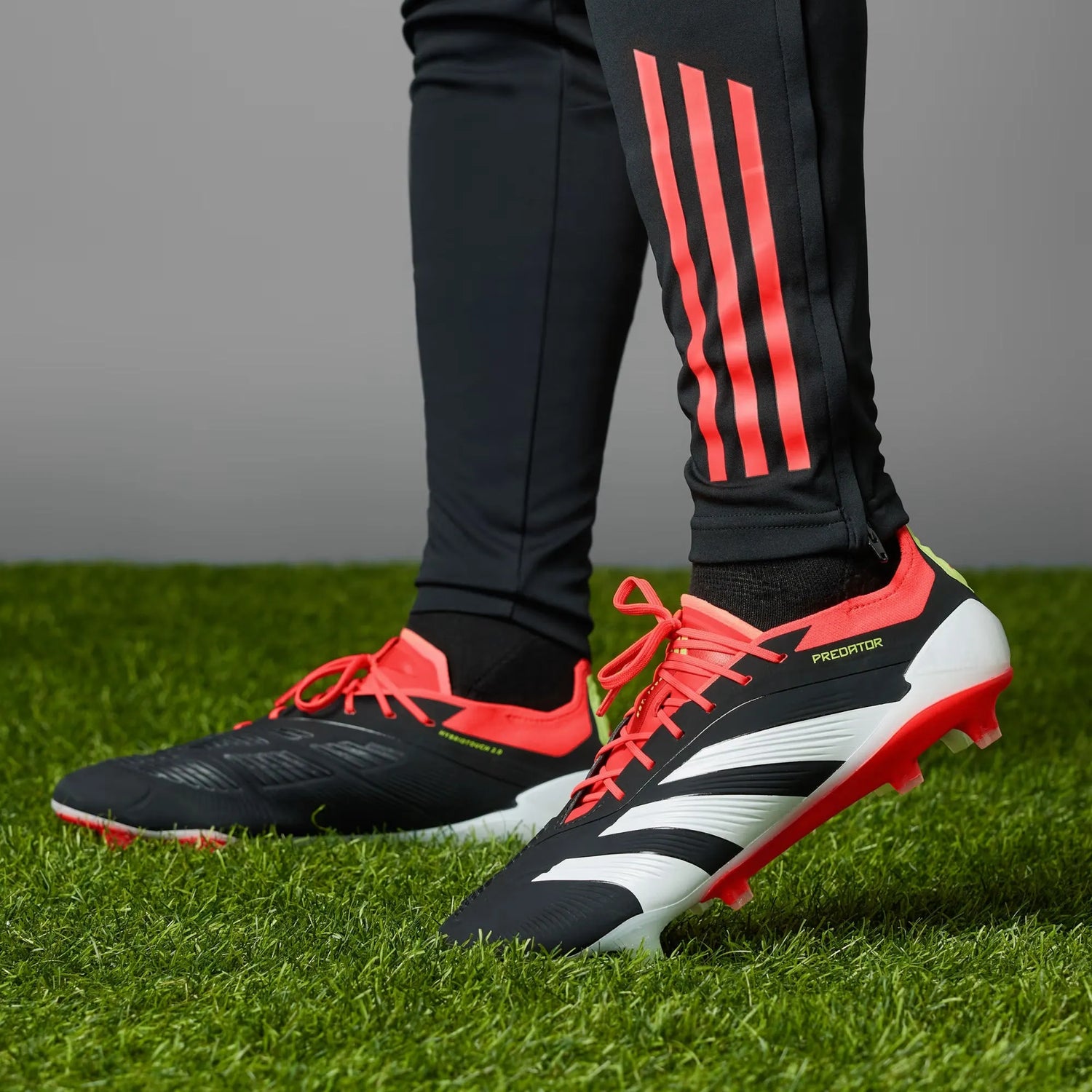 Adidas predator 18.1 black sales