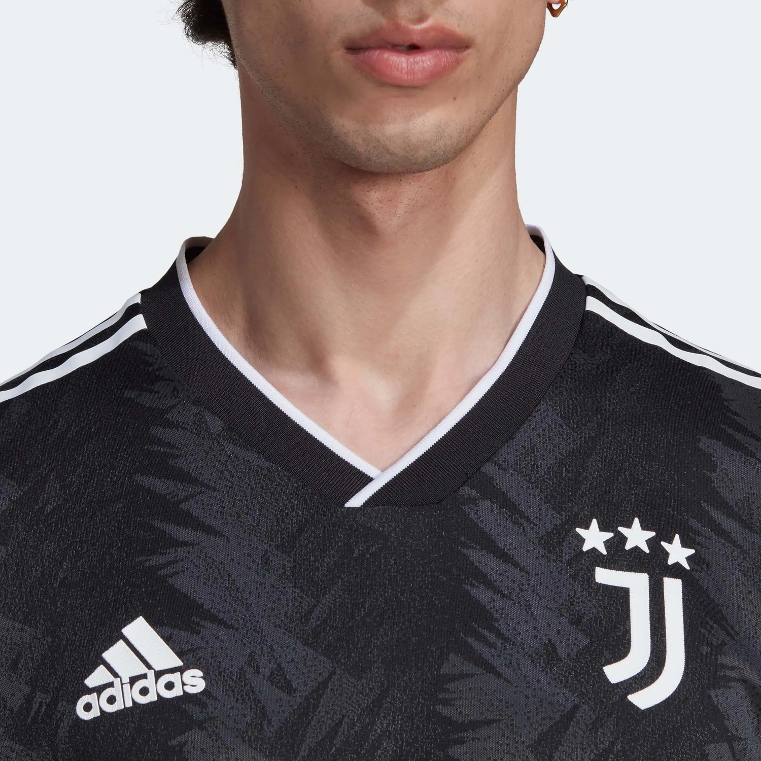 adidas 2022-23 Juventus Authentic Away Jersey - Black (Detail 1)