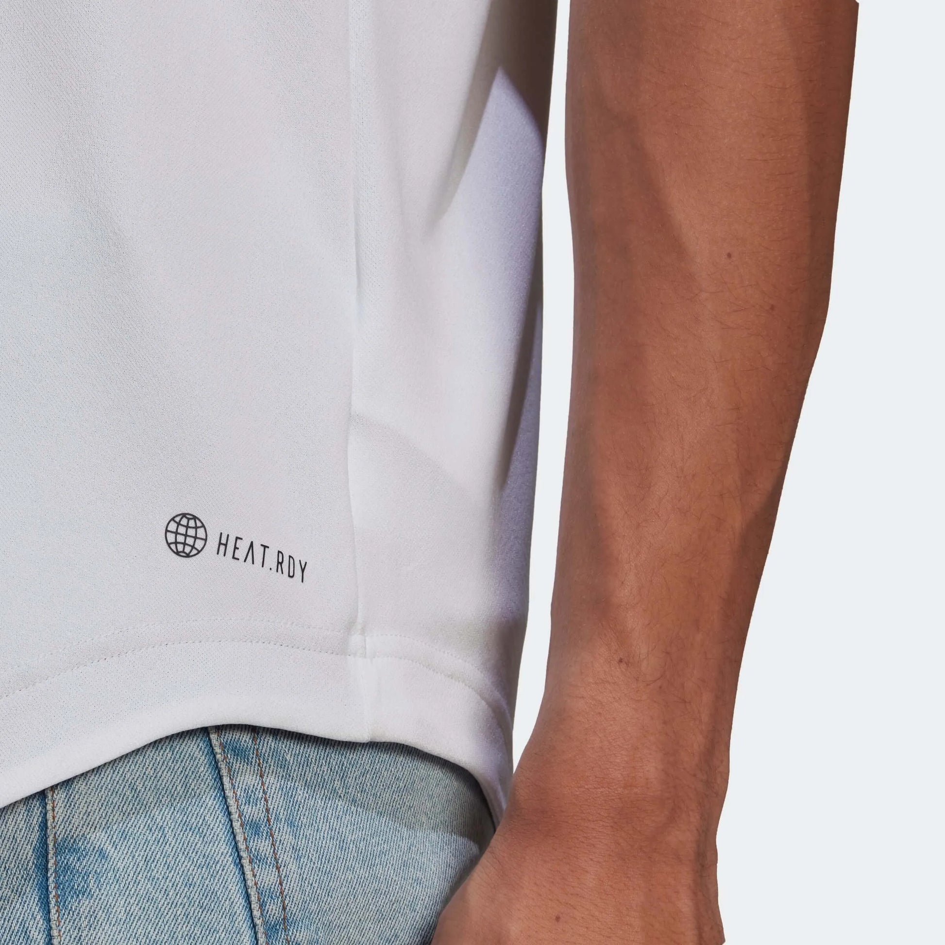 adidas 2022-23 Manchester United Authentic Away Jersey - White (Detail 2)