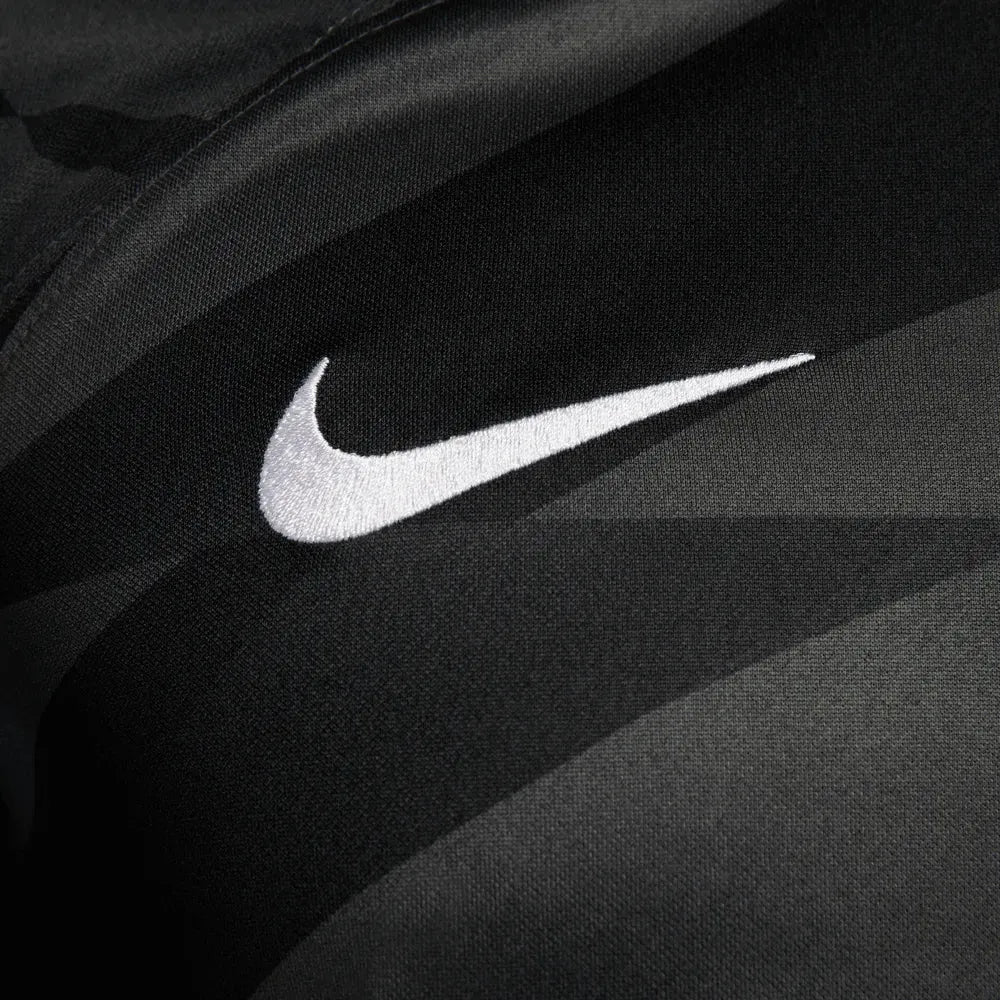 Nike 2023-24 Barcelona Men's Goalkeeper Jersey (Detail 4)