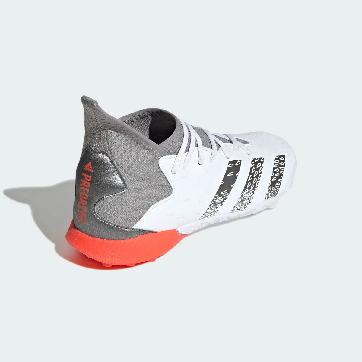 Adidas JR Predator Freak .3 TF - White-Iron Metallic (Diagonal 2)